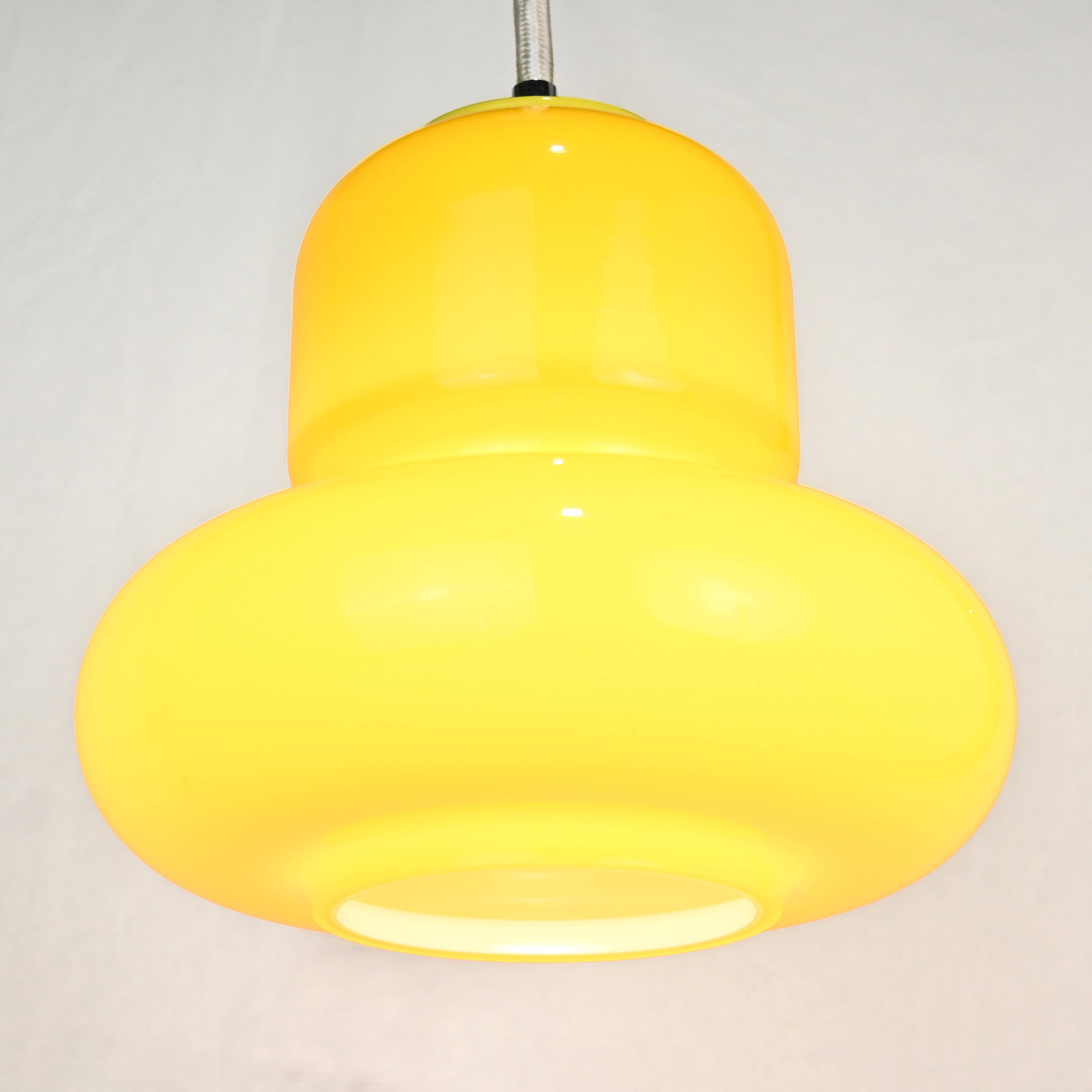 National Glass shade Pendant light Yellow 1970's Japan vintage Scandinavian design / ナショナル ガラスシェード ペンダントライト イエロー 1970年代 ジャパンヴィンテージ 北欧デザイン