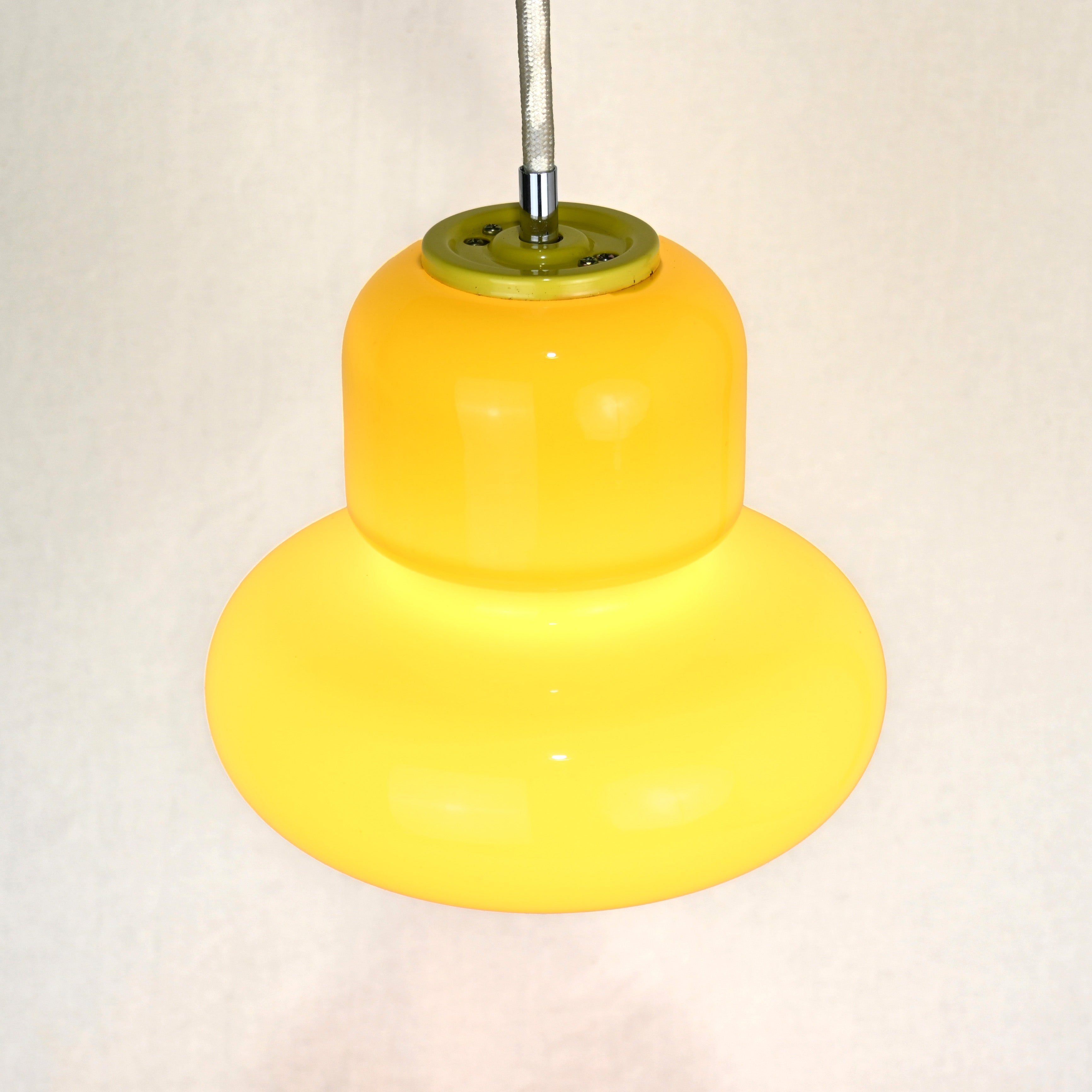 National Glass shade Pendant light Yellow 1970's Japan vintage Scandinavian design / ナショナル ガラスシェード ペンダントライト イエロー 1970年代 ジャパンヴィンテージ 北欧デザイン