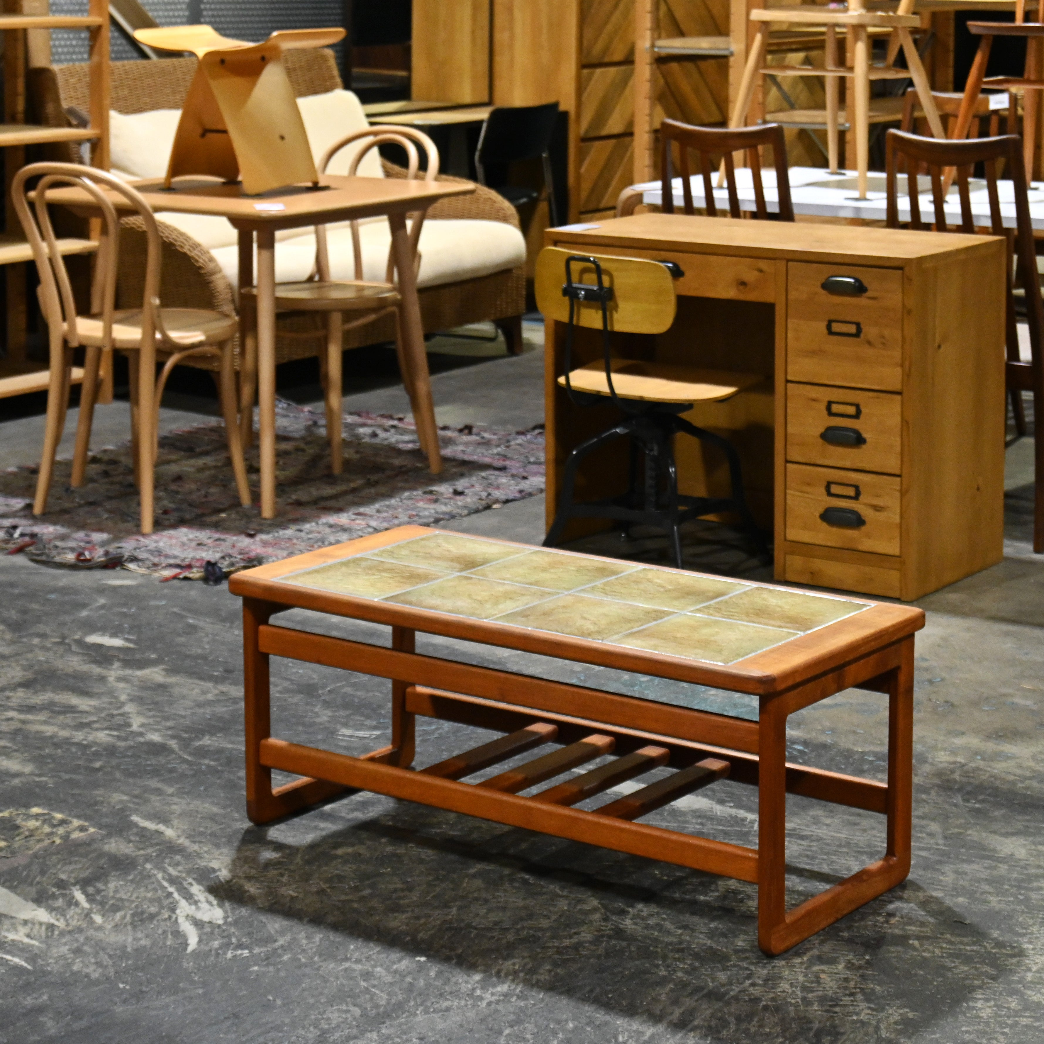 AnBerCraft Teak wood × Ceramic tile Coffee table Remake British vintage Scandinavian design / アンバークラフト チーク材 × セラミックタイル コーヒーテーブル リメイク イギリスヴィンテージ 北欧デザイン