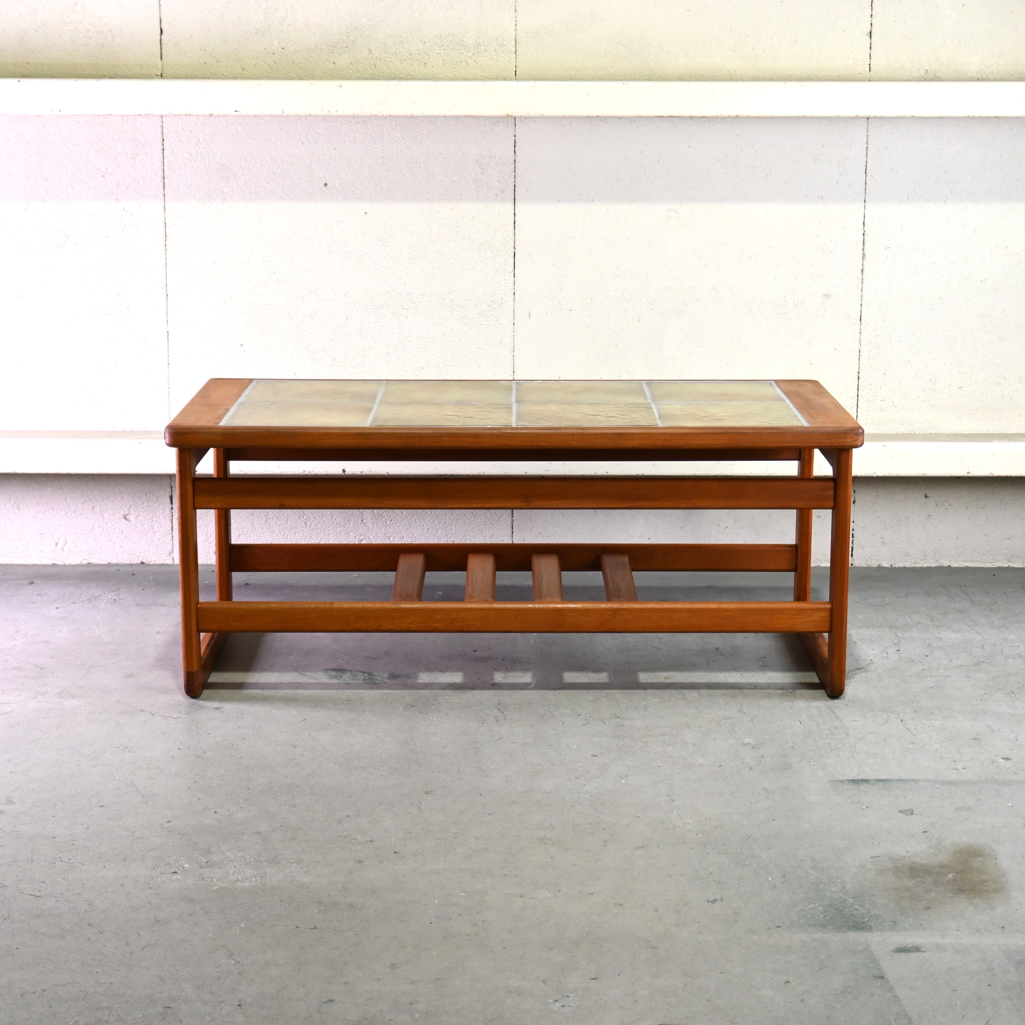 AnBerCraft Teak wood × Ceramic tile Coffee table Remake British vintage Scandinavian design / アンバークラフト チーク材 × セラミックタイル コーヒーテーブル リメイク イギリスヴィンテージ 北欧デザイン