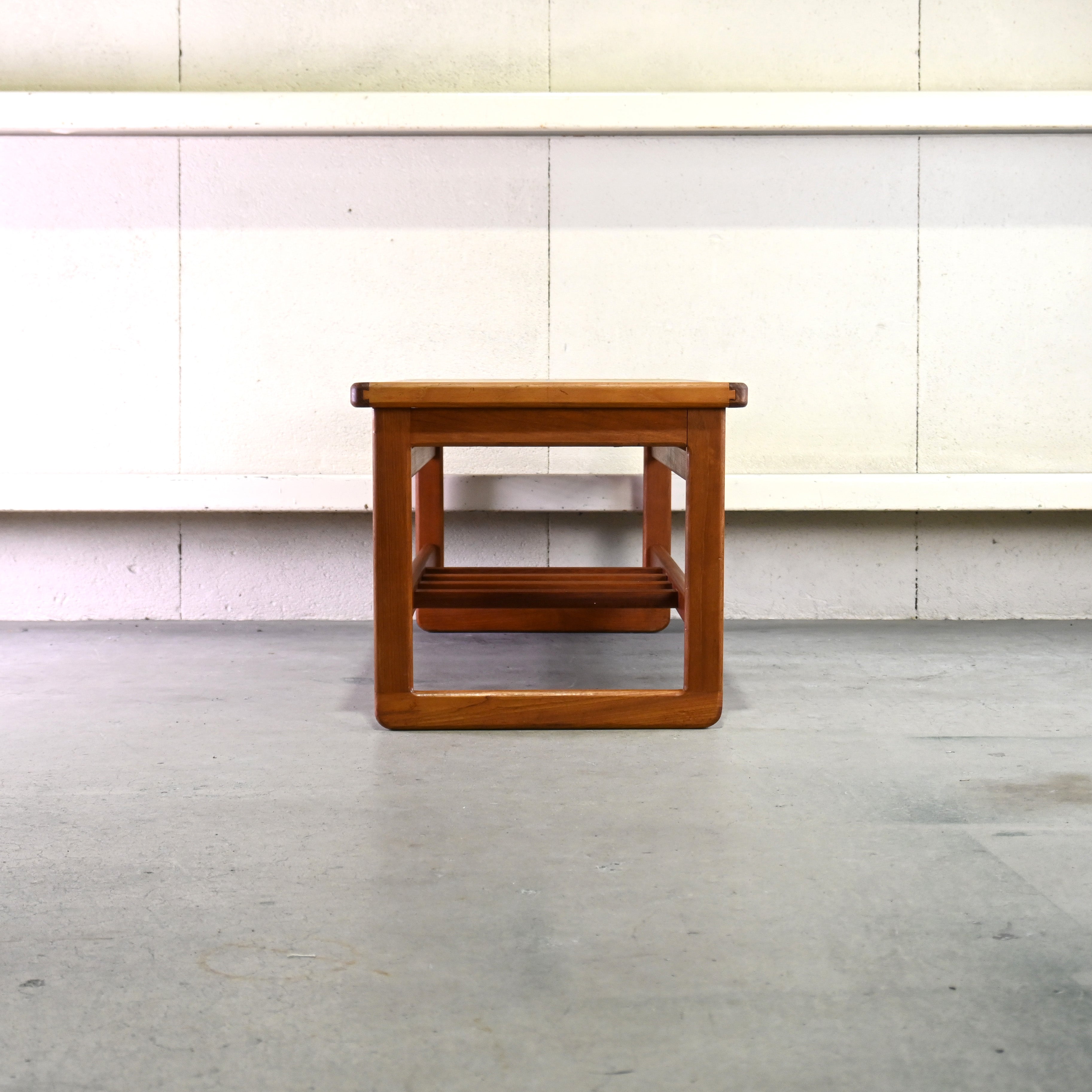 AnBerCraft Teak wood × Ceramic tile Coffee table Remake British vintage Scandinavian design / アンバークラフト チーク材 × セラミックタイル コーヒーテーブル リメイク イギリスヴィンテージ 北欧デザイン