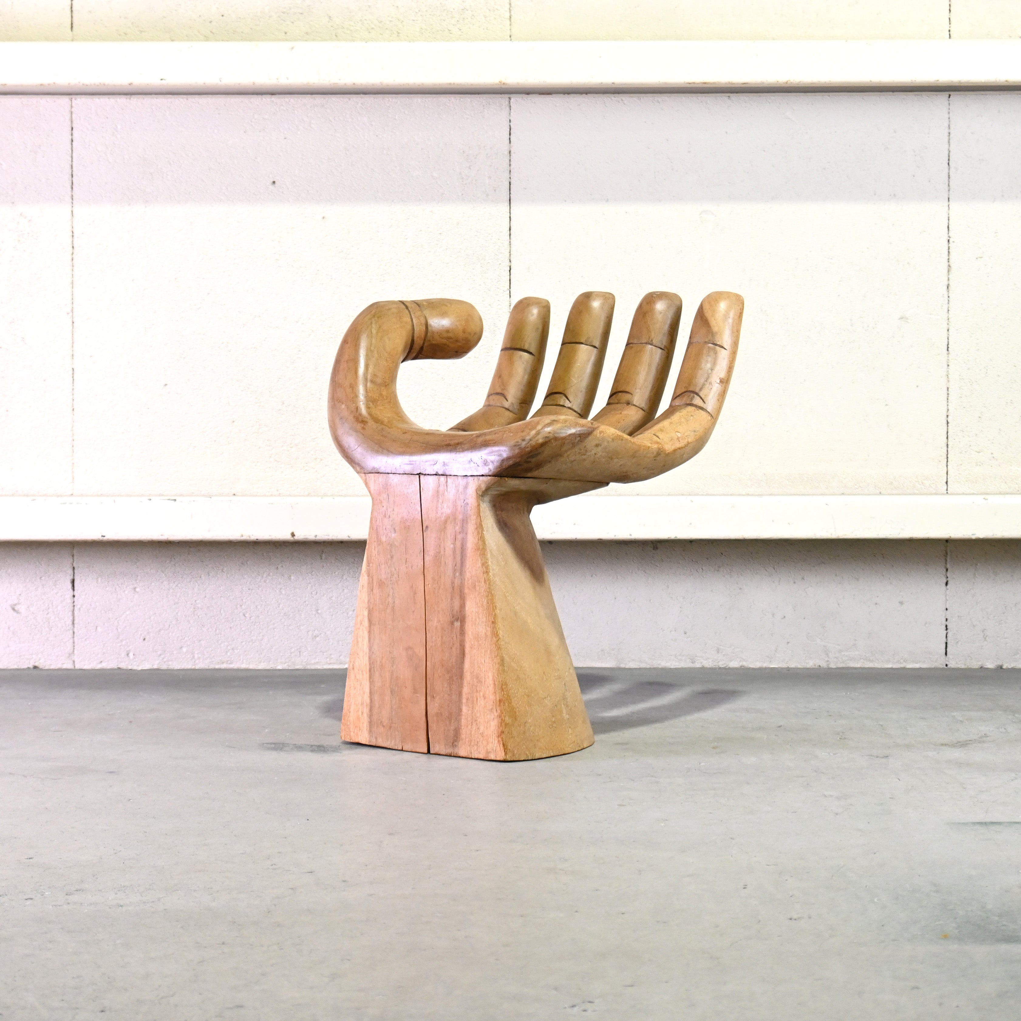 Solid wood carving Left hand stool Asian style / 無垢材 彫刻 ハンドスツール 左手 椅子 ...