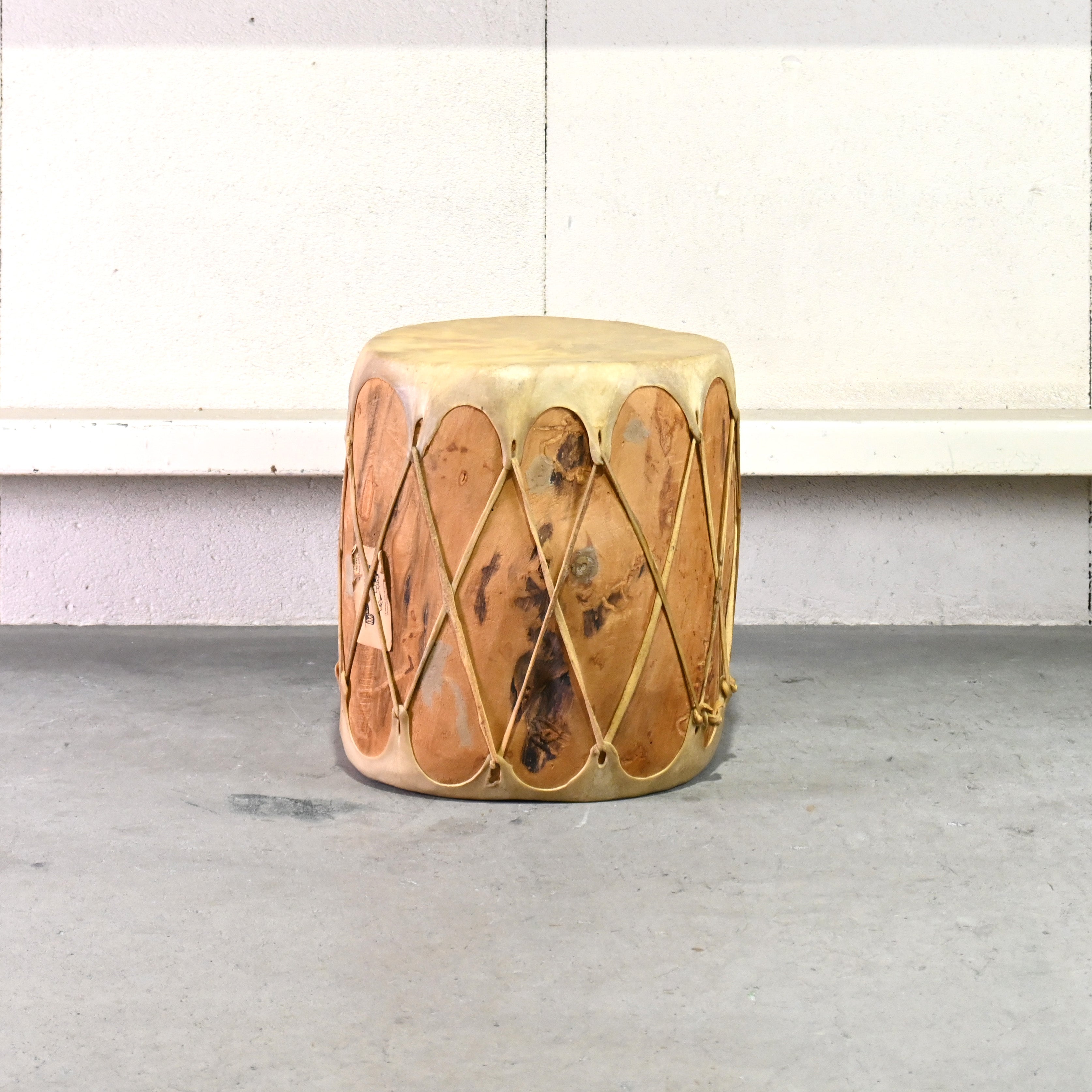 Native American Indian Log drum Stool Fork art / ネイティブアメリカン インディアンログドラム スツール フォークアート