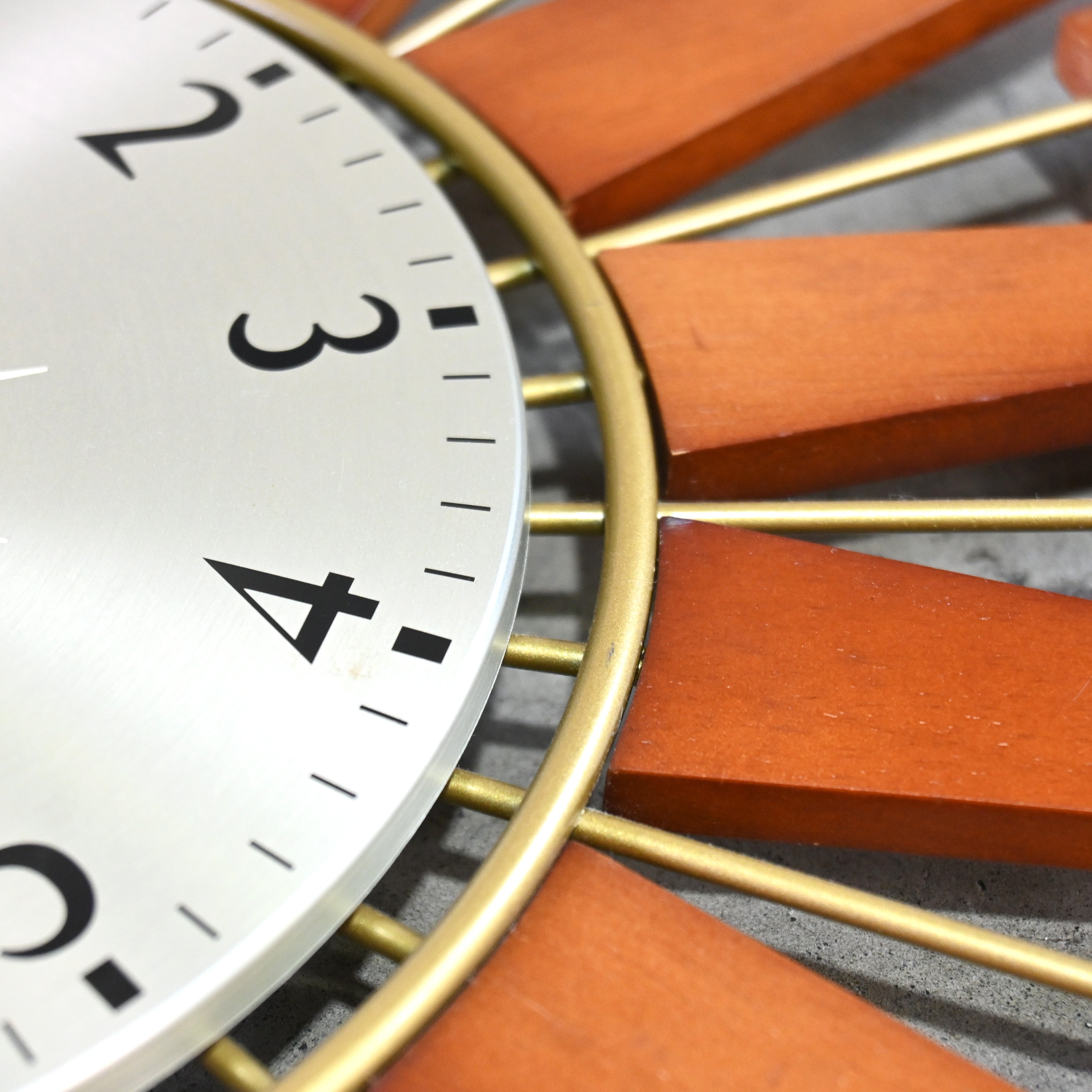 NEWGATE The pluto Sunburst Wall Clock Pine wood Blass Midcentury / ニューゲート プルト サンバースト ウォールクロック パイン材 真鍮 ミッドセンチュリー