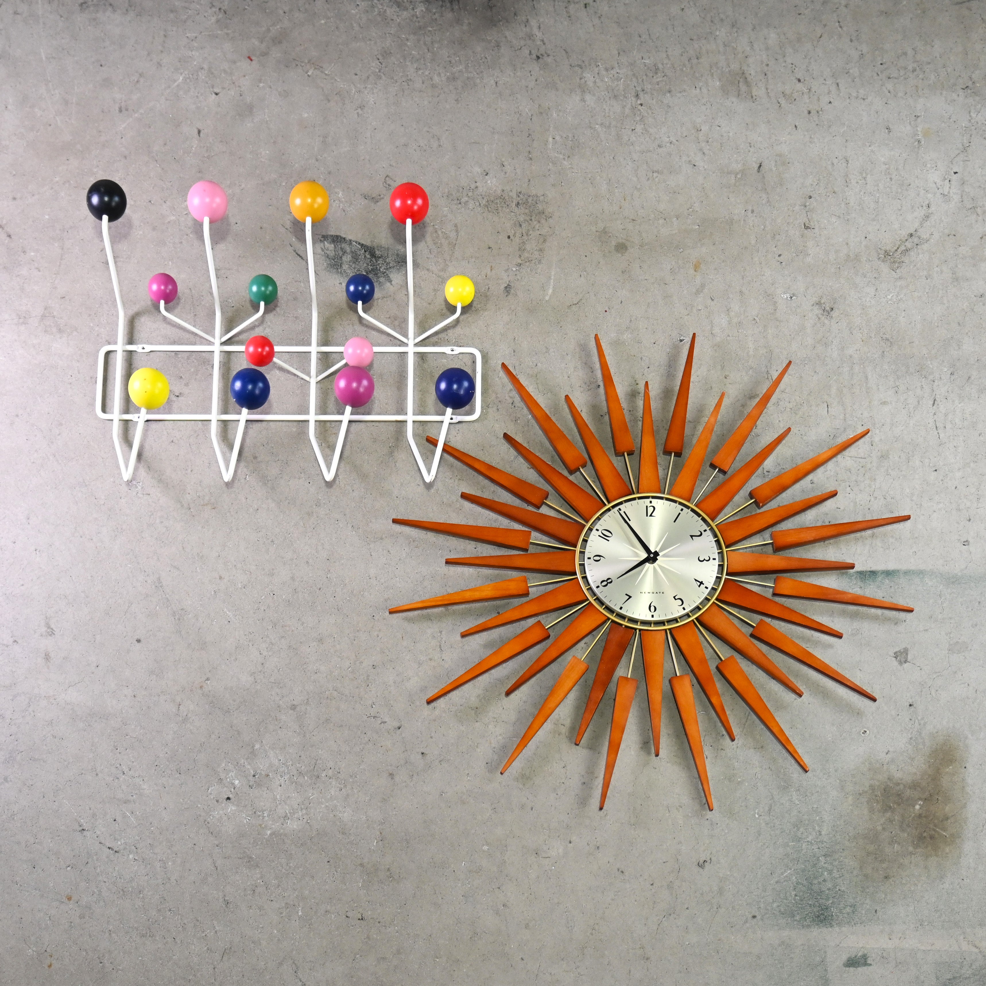 NEWGATE PLUTO プルート サンバーストクロック ミッドセンチュリー NEWGATE The pluto Sunburst Wall Clock Pine wood Blass Midcentury