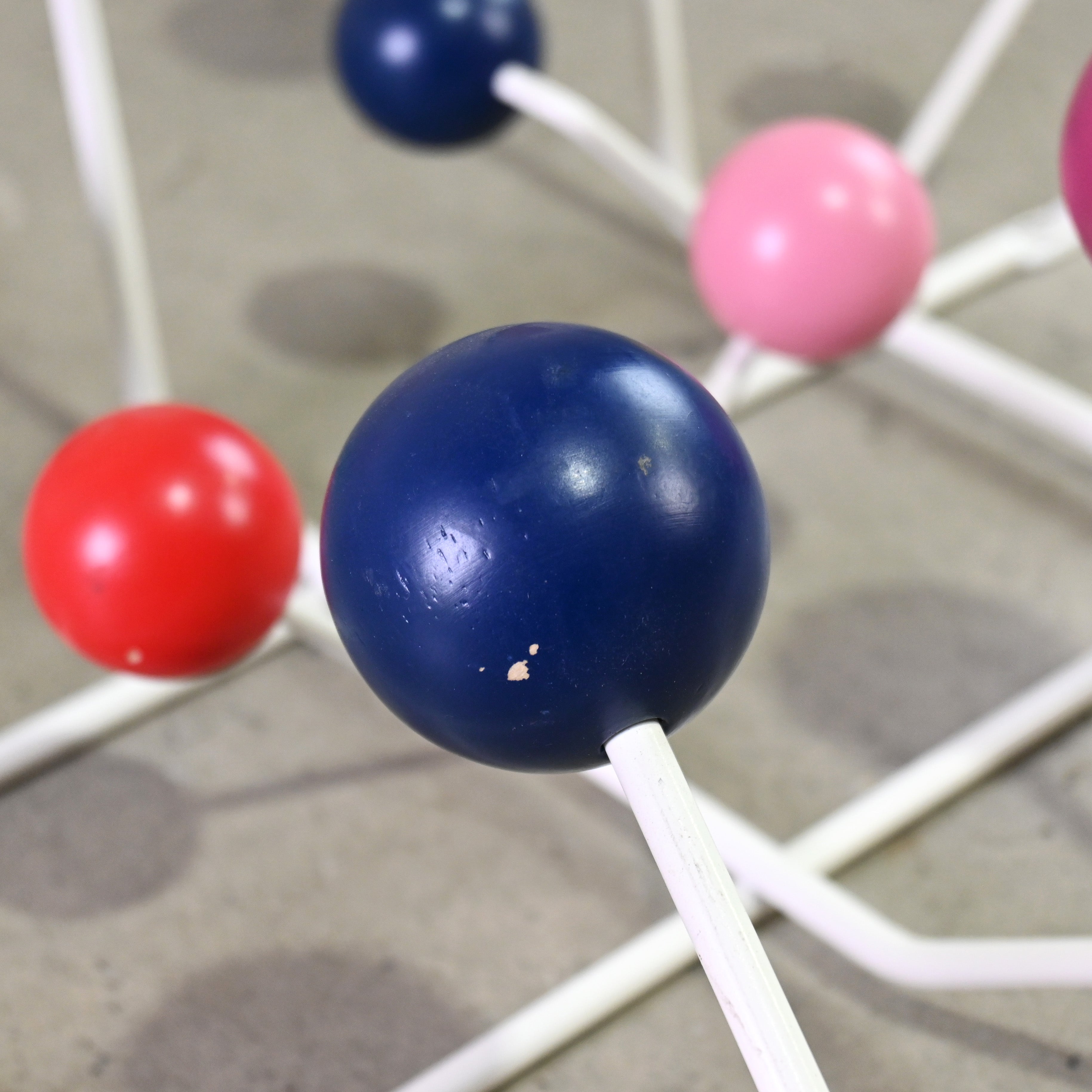 Hang-It-All Multi color Charles & Ray Eames Herman Miller Midcentury Modern design ※ Manufacturer unknown / ハングイットオール マルチカラー チャールズ＆レイ・イームズ ハーマンミラー ミッドセンチュリー モダンデザイン ※ 製造元不明