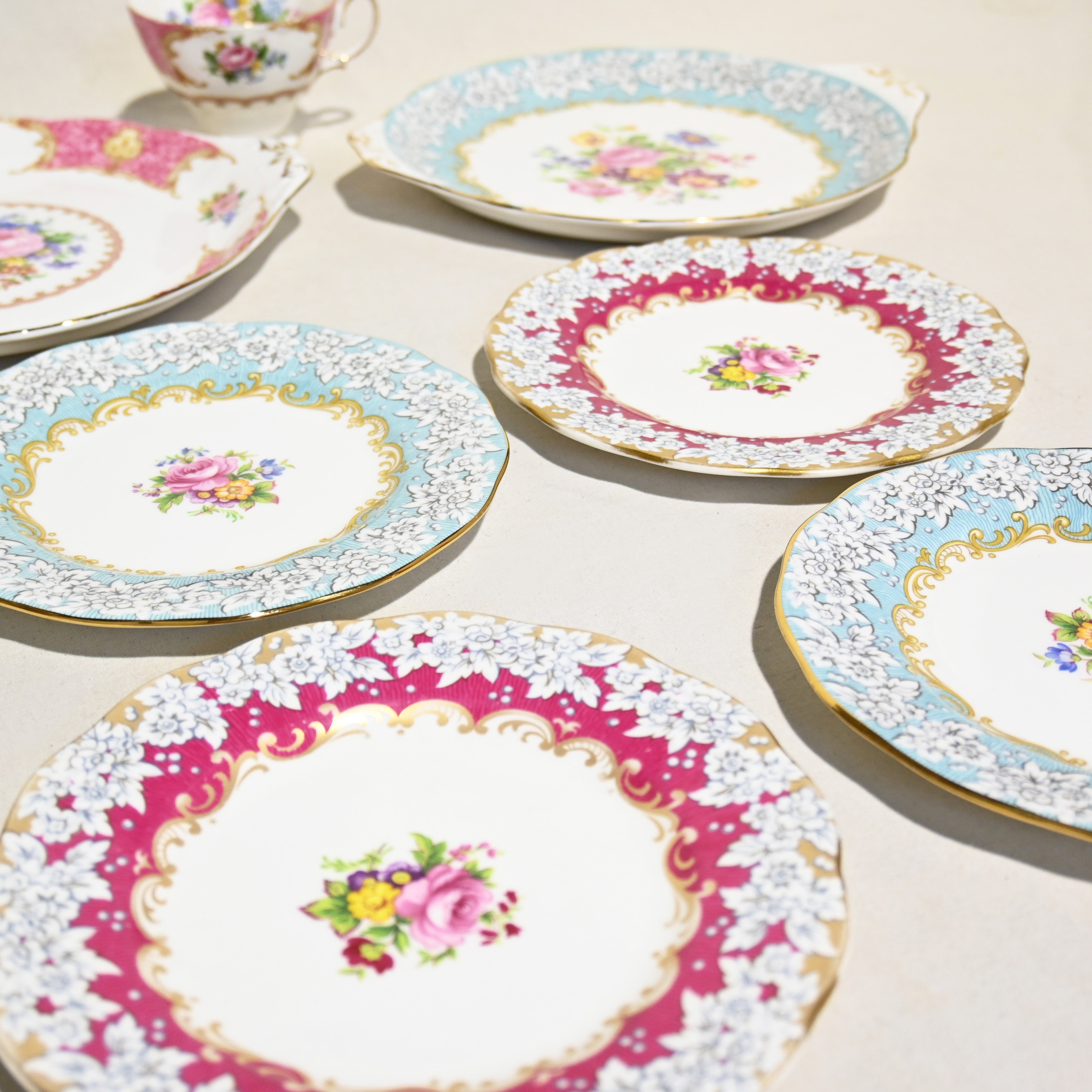 ROYAL ALBERT BB plate Cake plate  Enchantment Light blue UK / ロイヤルアルバート ブレッド＆バタープレート ケーキプレート エンチャントメント 水色 イギリス