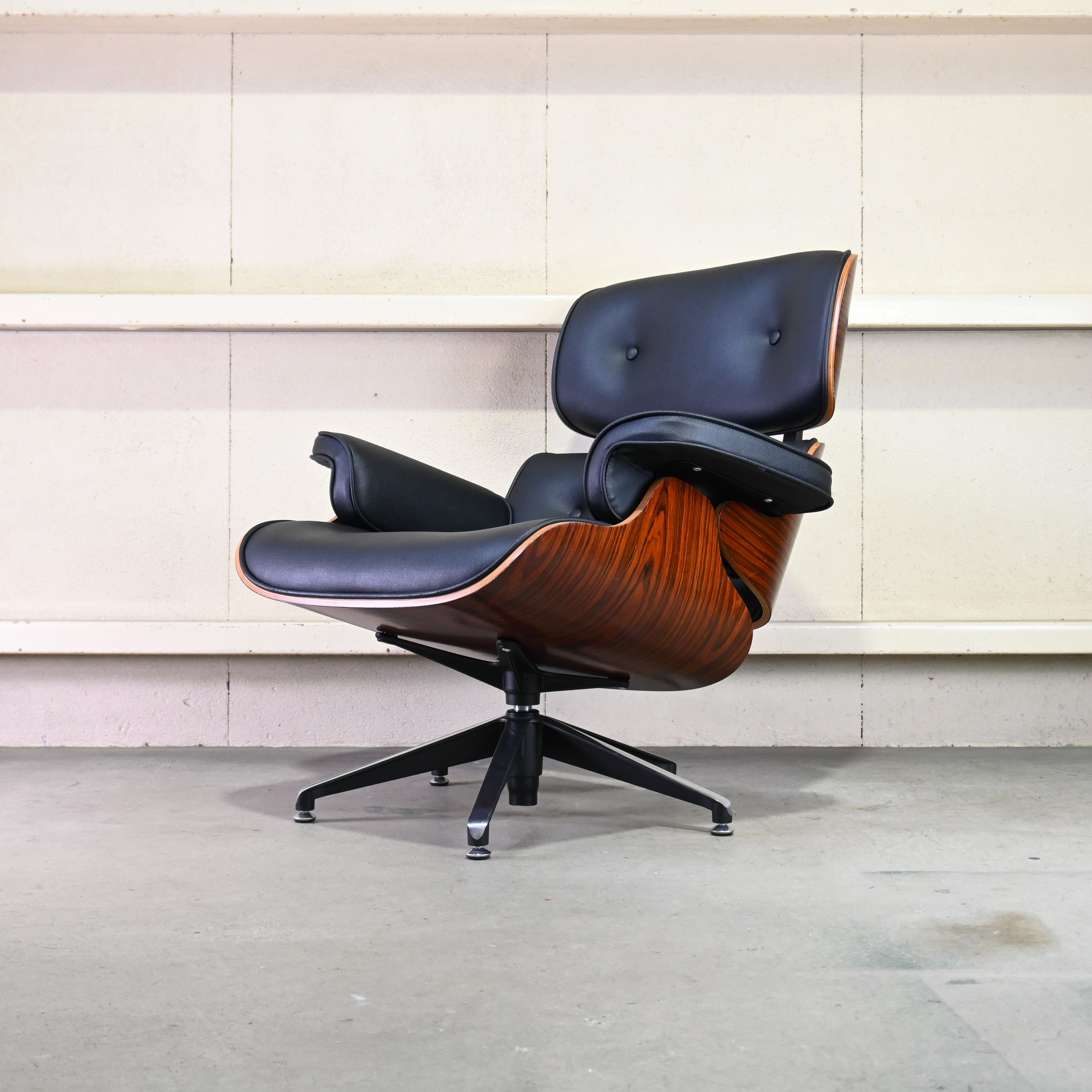 Charles & Ray Eames Lounge Chair & Ottoman Reproduct American midcentury / チャールズ & レイ・イームズ ラウンジチェア & オットマン リプロダクト品 アメリカンミッドセンチュリー