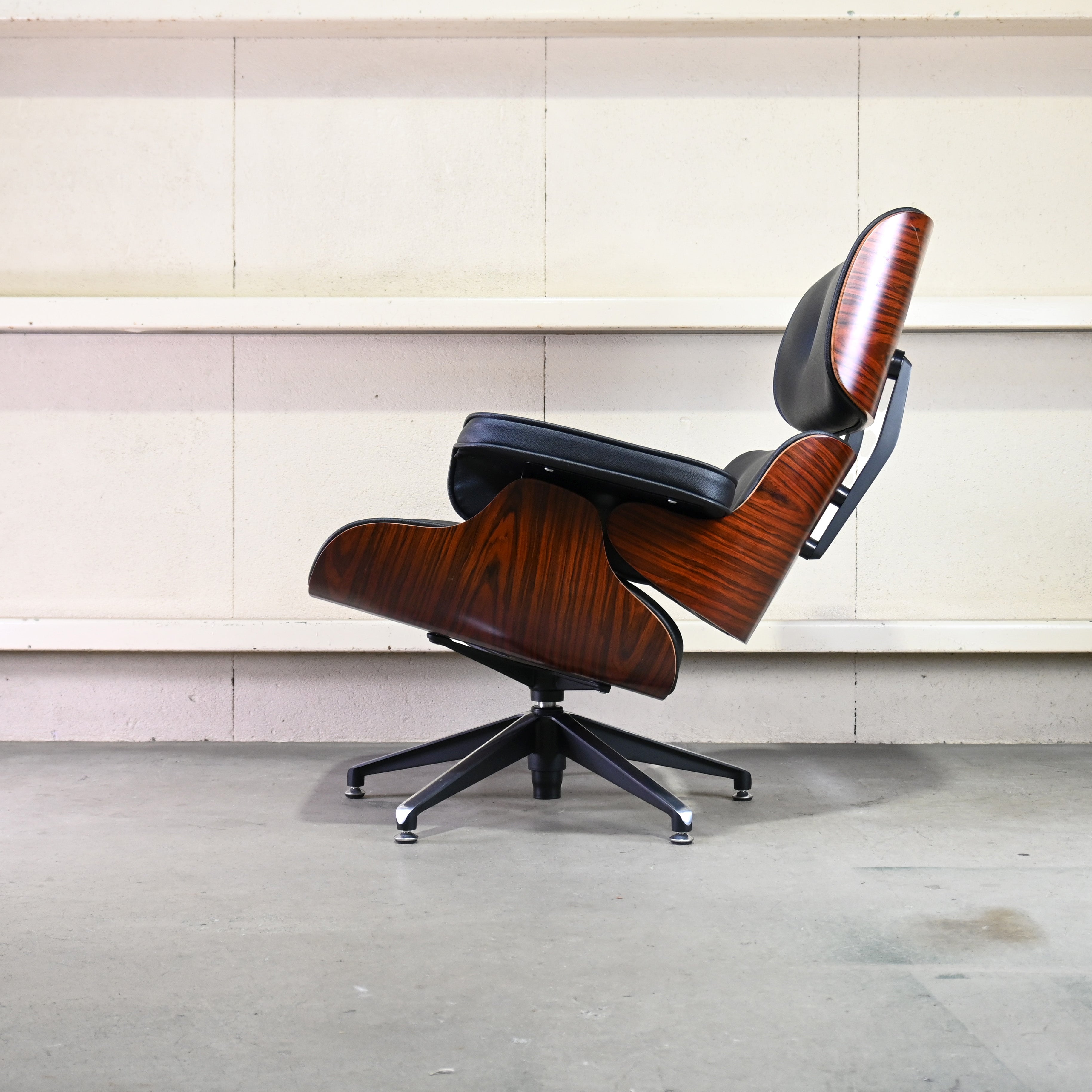 Charles & Ray Eames Lounge Chair & Ottoman Reproduct American midcentury / チャールズ & レイ・イームズ ラウンジチェア & オットマン リプロダクト品 アメリカンミッドセンチュリー