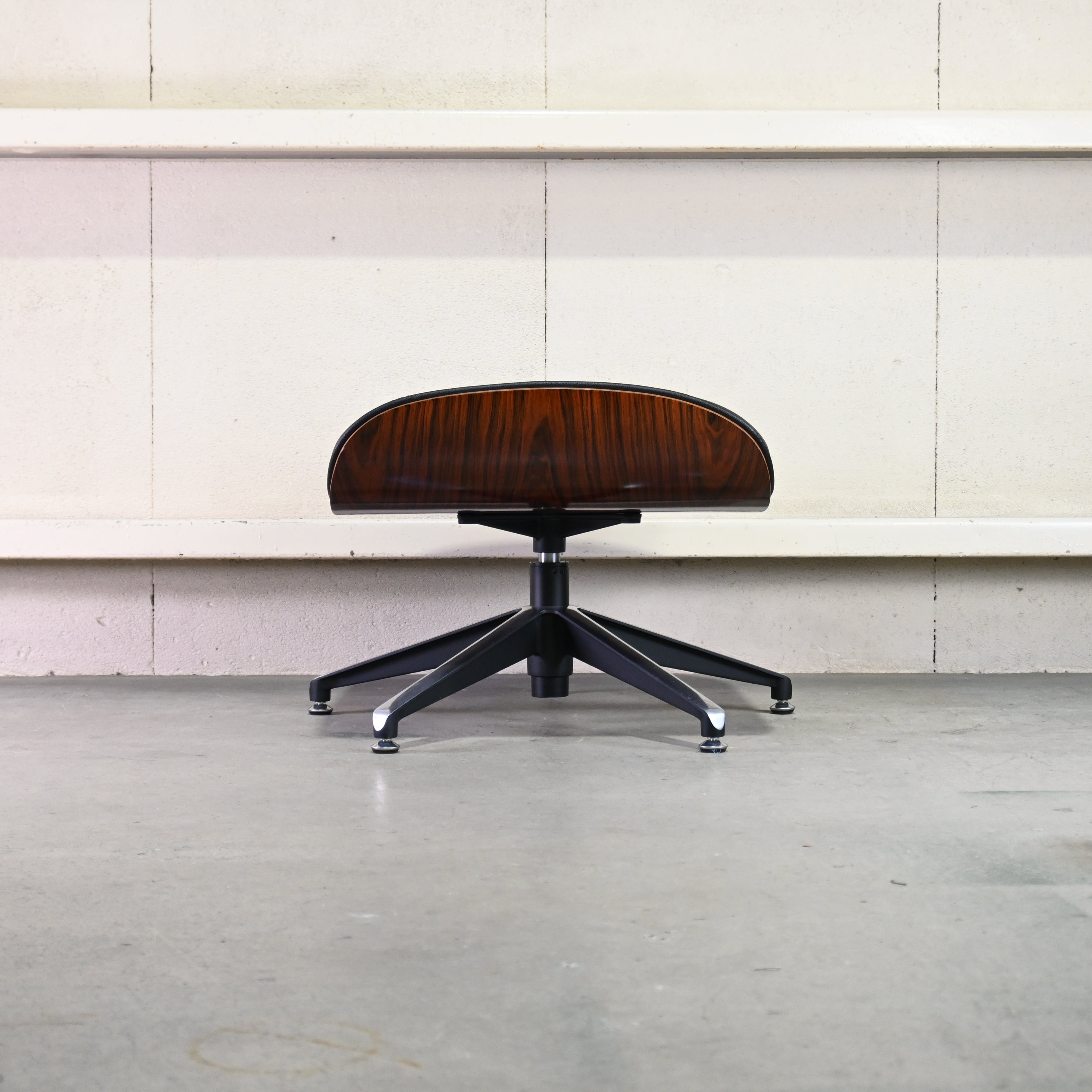 Charles & Ray Eames Lounge Chair & Ottoman Reproduct American midcentury / チャールズ & レイ・イームズ ラウンジチェア & オットマン リプロダクト品 アメリカンミッドセンチュリー