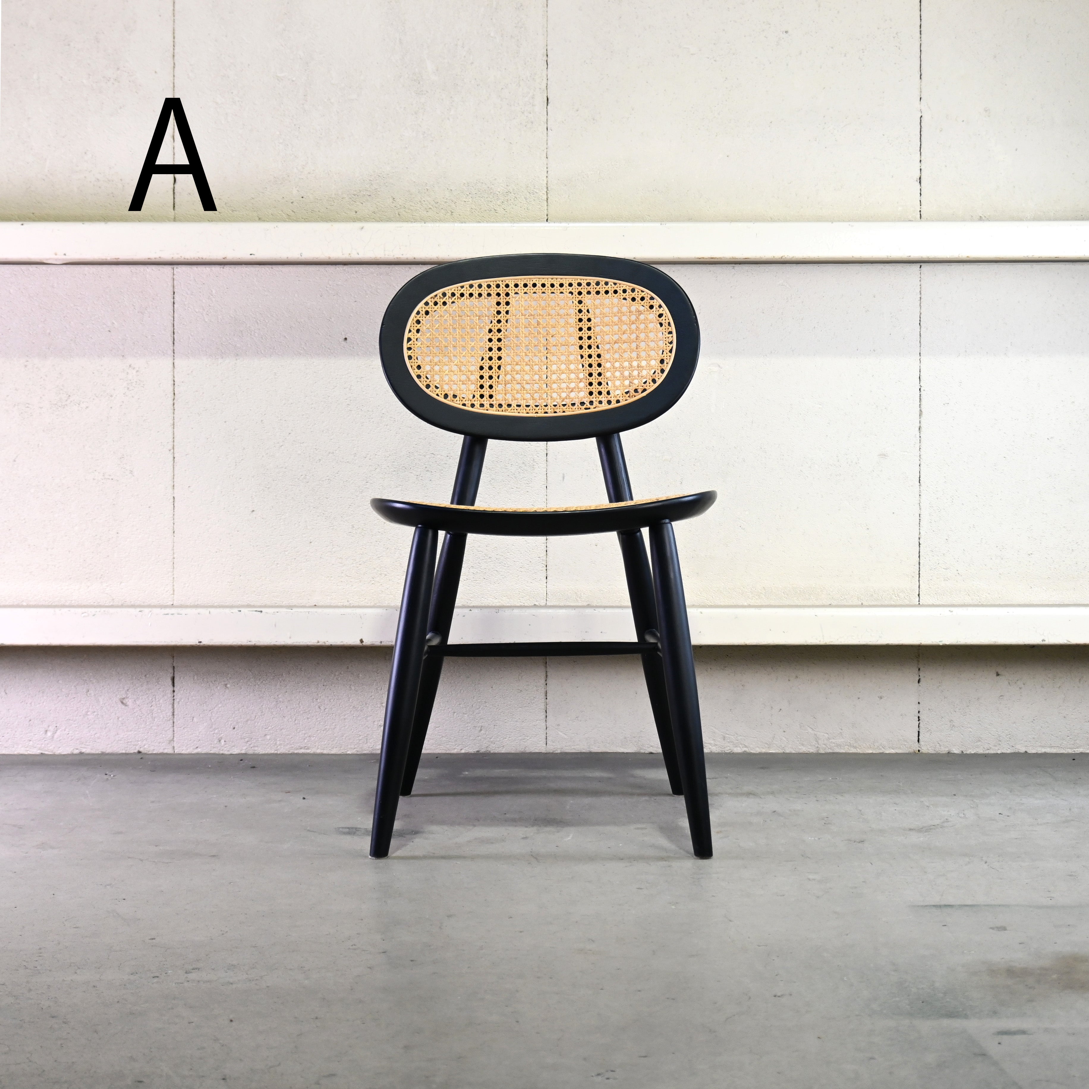 IDÉE Convent chair Black Andreu Carulla Romanesque style Modern design / イデー コンベントチェア ブラック アンドレウ・カルーヤ ロマネスク様式 モダンデザイン