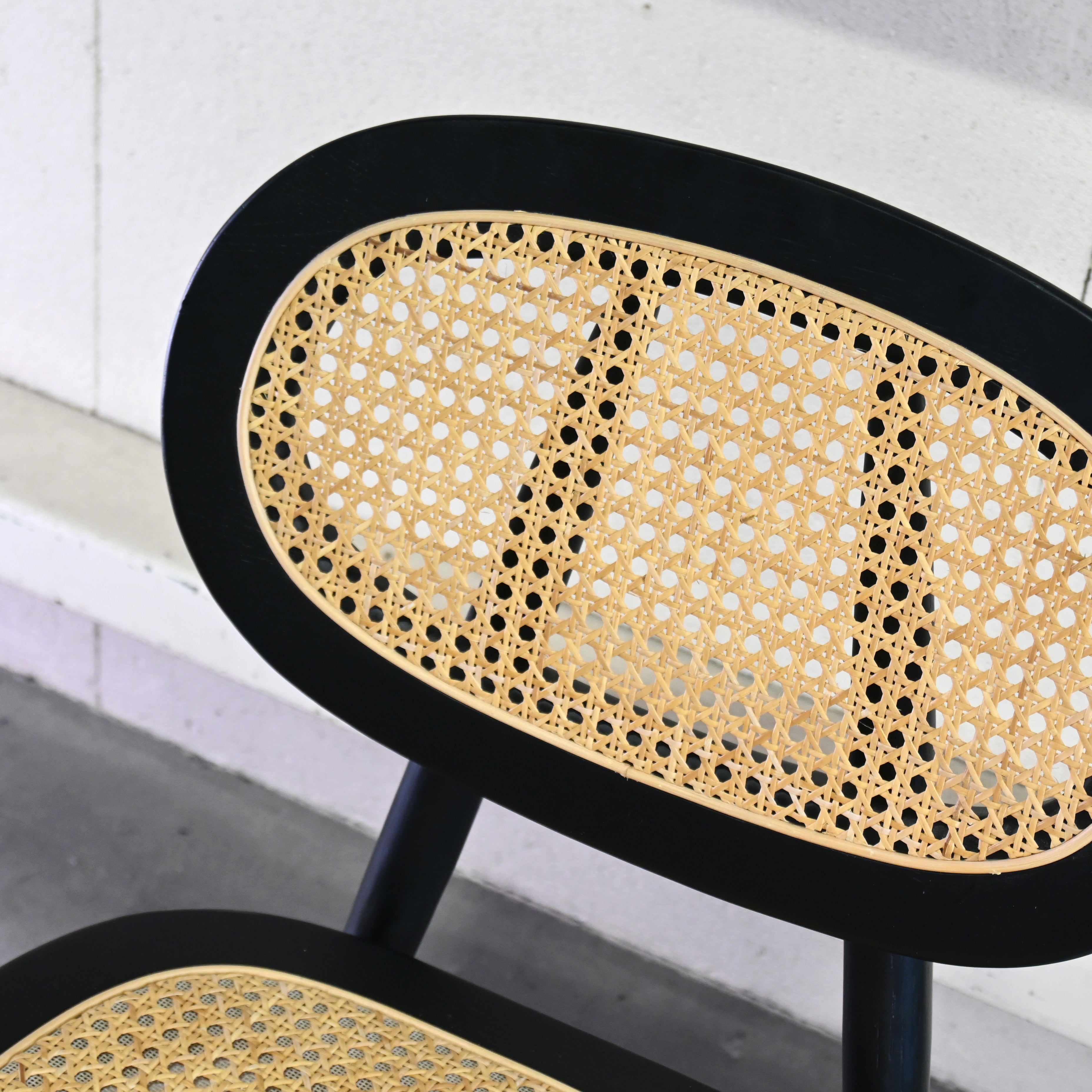 IDÉE Convent chair Black Andreu Carulla Romanesque style Modern design ...