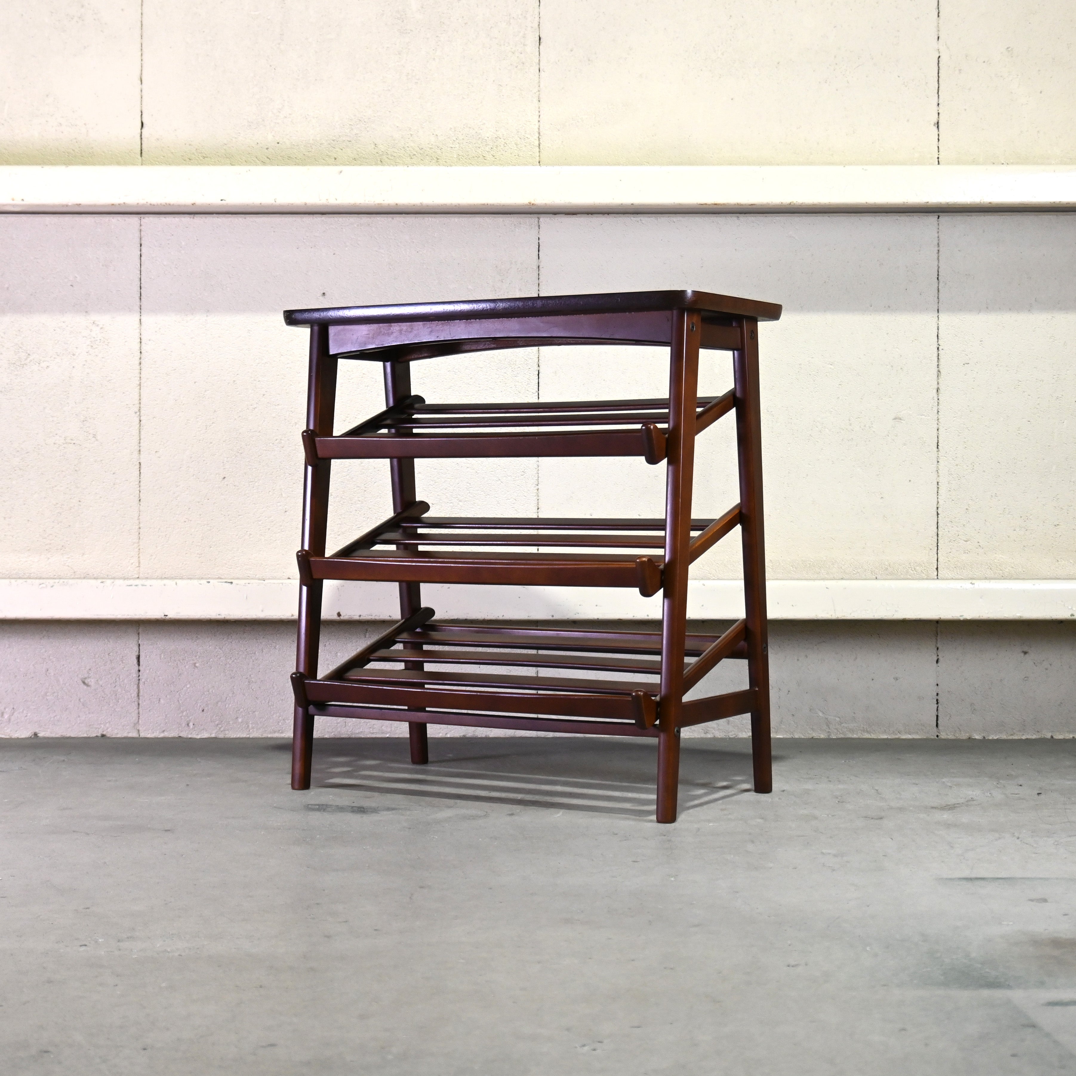 Old karimoku Slipper rack Rubbertree × Melamine Japanese modern Long life design / オールドカリモク スリッパラック ラバートリー材 × メラミン ジャパニーズモダン ロングライフデザイン