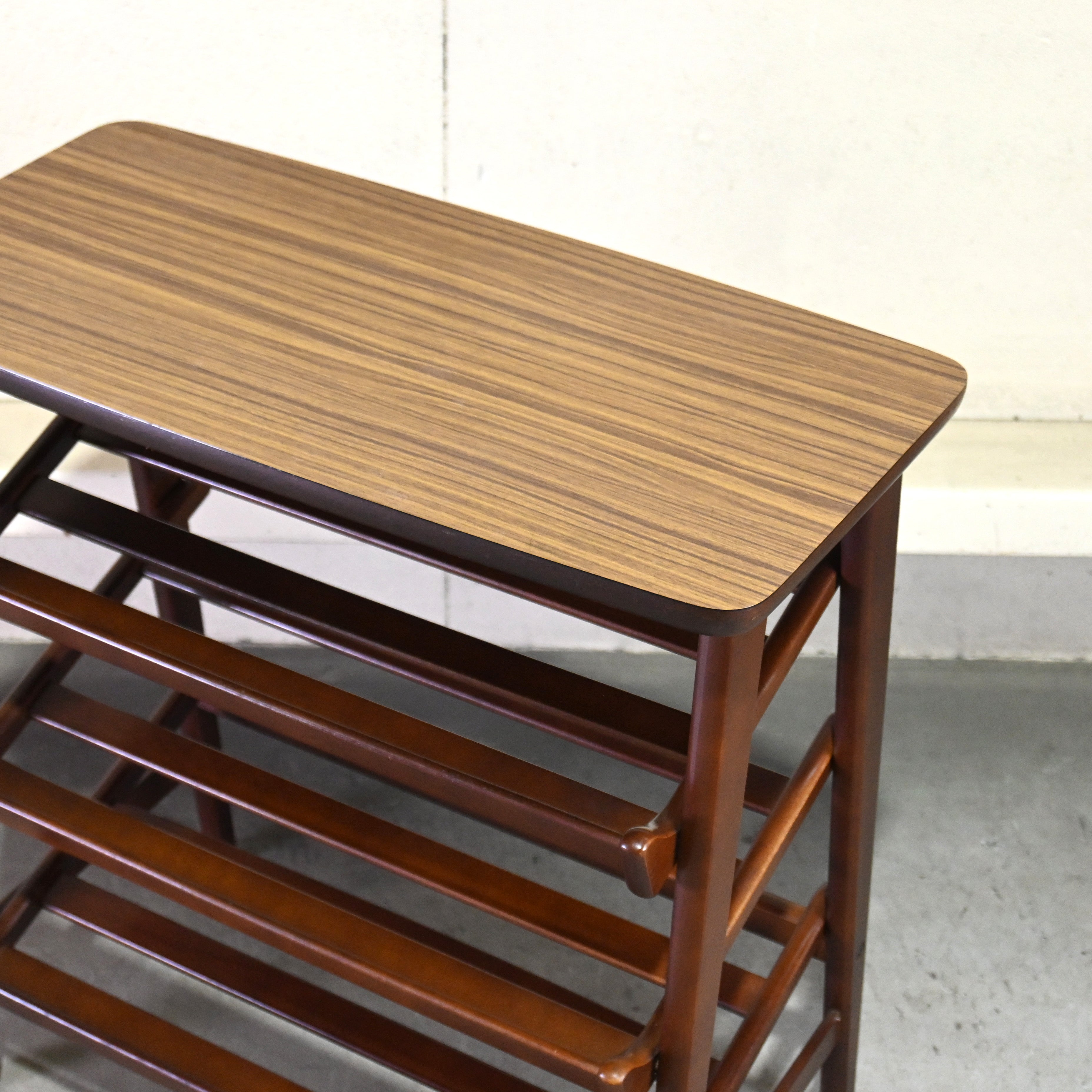 Old karimoku Slipper rack Rubbertree × Melamine Japanese modern Long life design / オールドカリモク スリッパラック ラバートリー材 × メラミン ジャパニーズモダン ロングライフデザイン