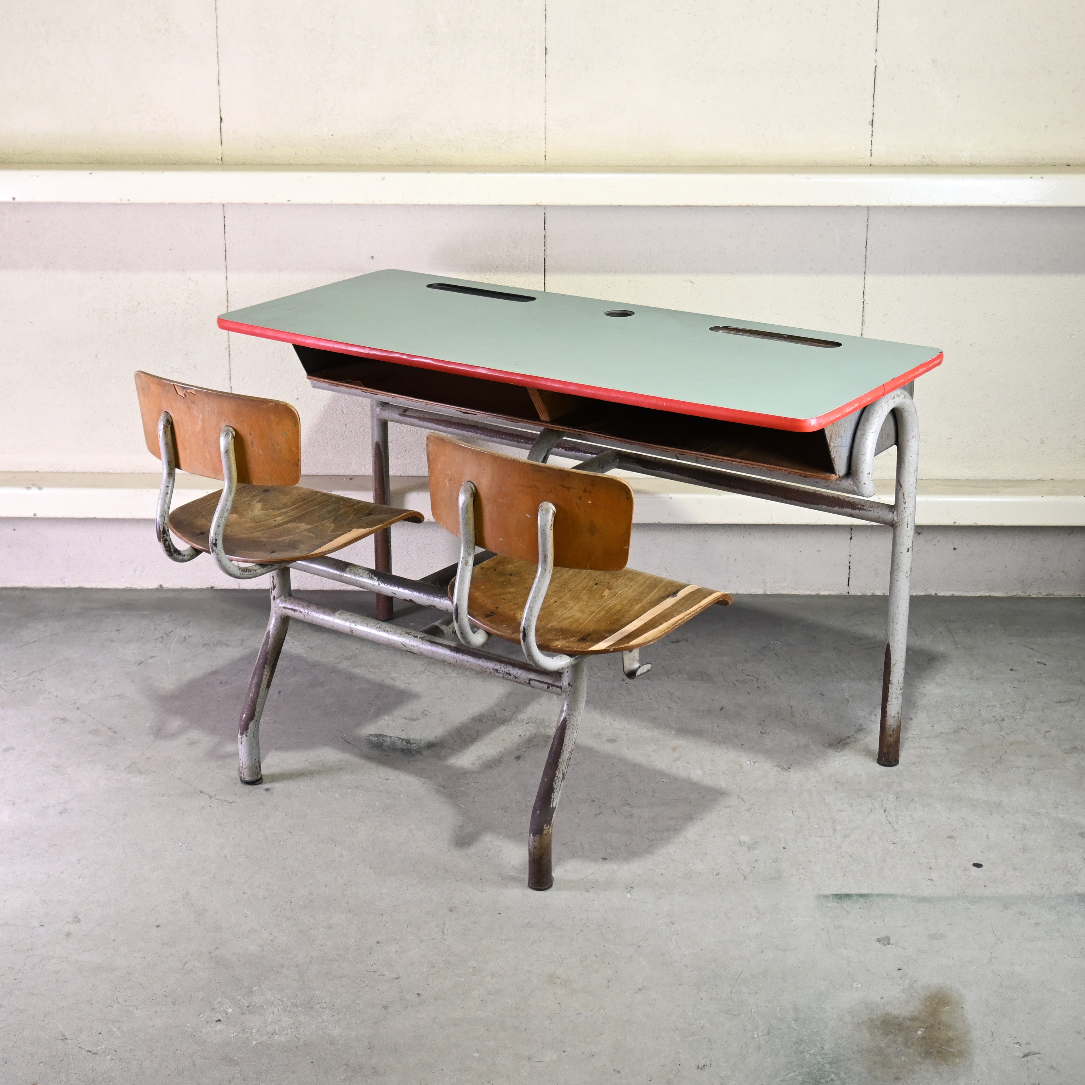 Dutch vintage Luctor N.V. Baarn School desk and chairs 2 seater / オランダ ヴィンテージ スクールデスク チェア一体型 2シーター