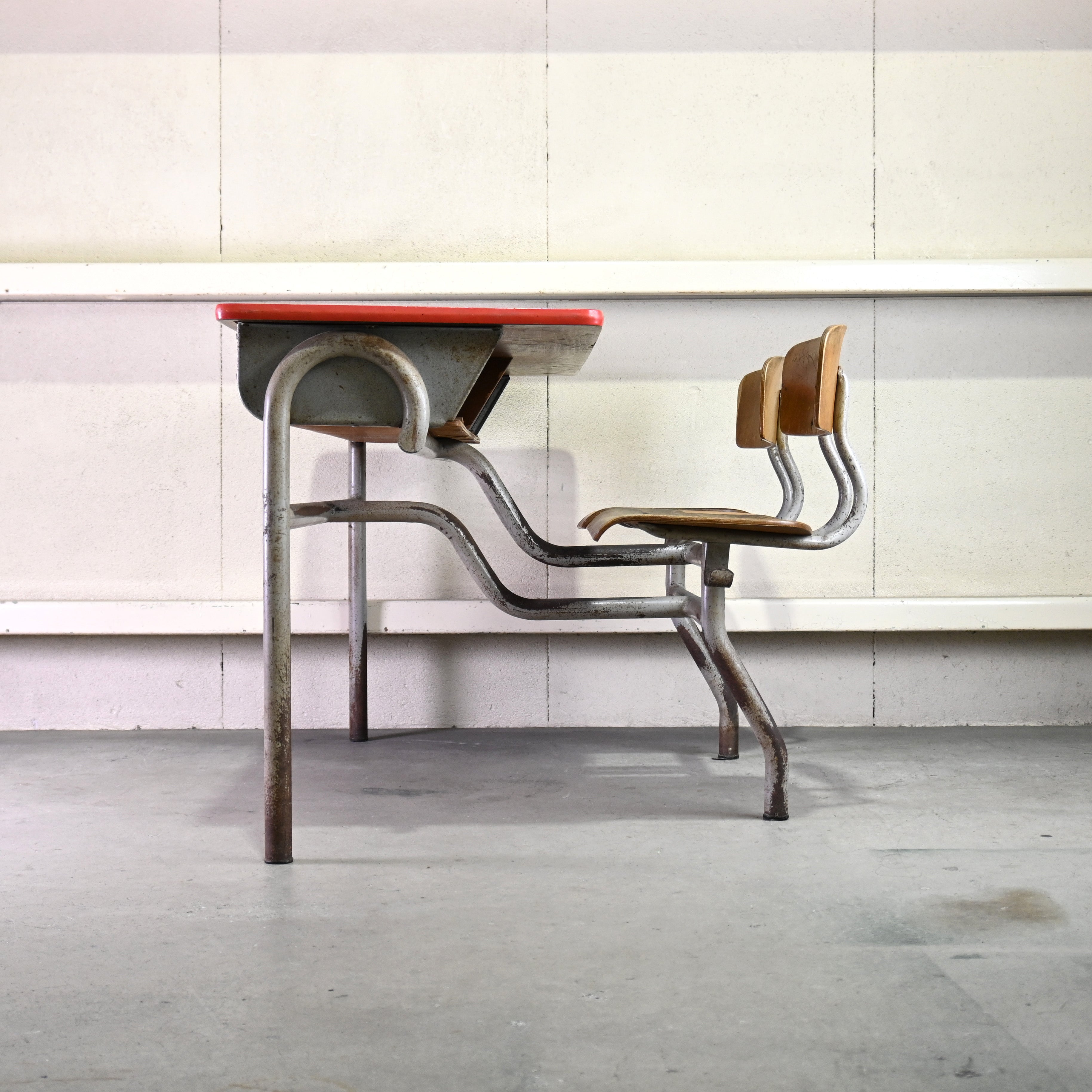 Dutch vintage Luctor N.V. Baarn School desk and chairs 2 seater / オランダ ヴィンテージ スクールデスク チェア一体型 2シーター