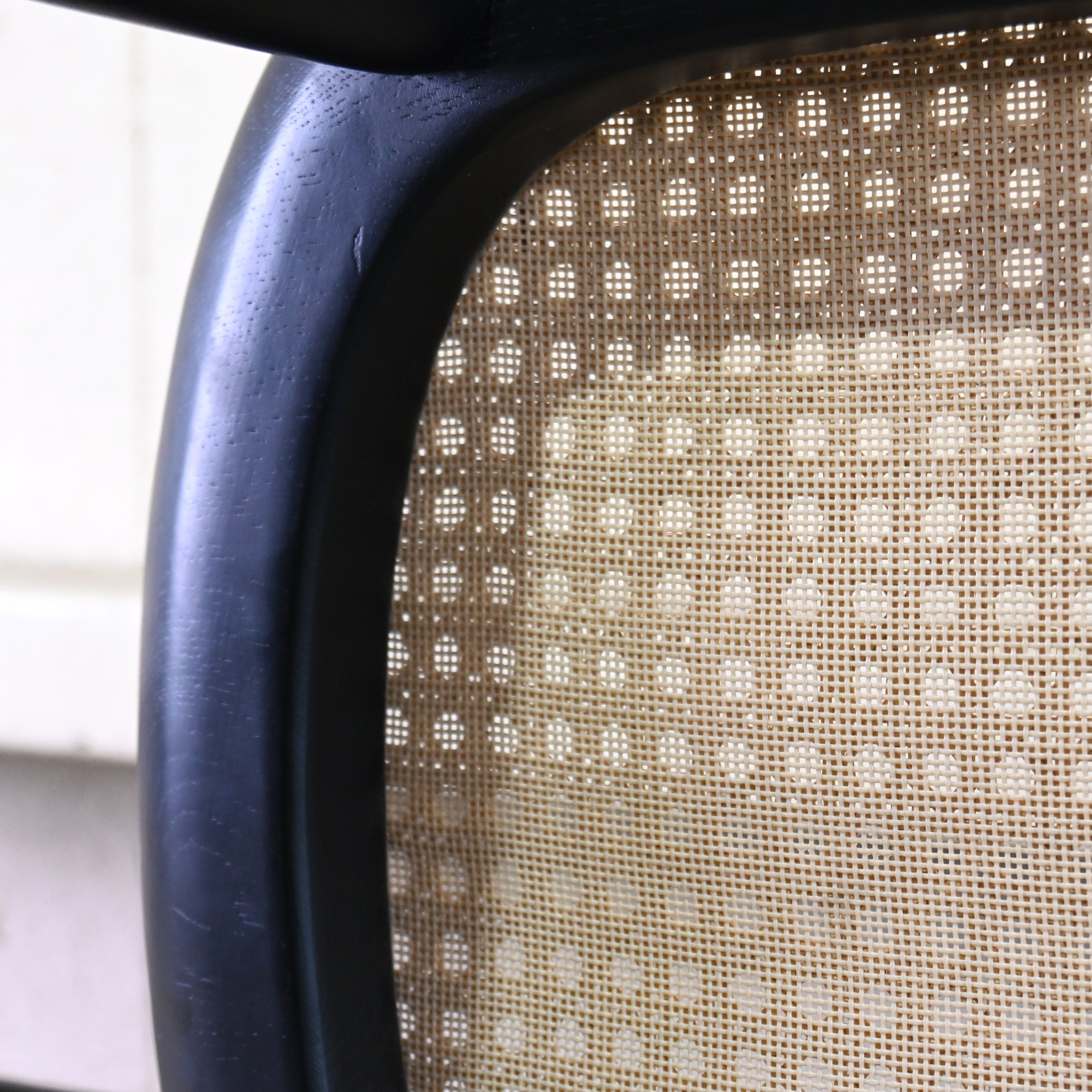 IDÉE Convent chair Black Andreu Carulla Romanesque style Modern design / イデー コンベントチェア ブラック アンドレウ・カルーヤ ロマネスク様式 モダンデザイン