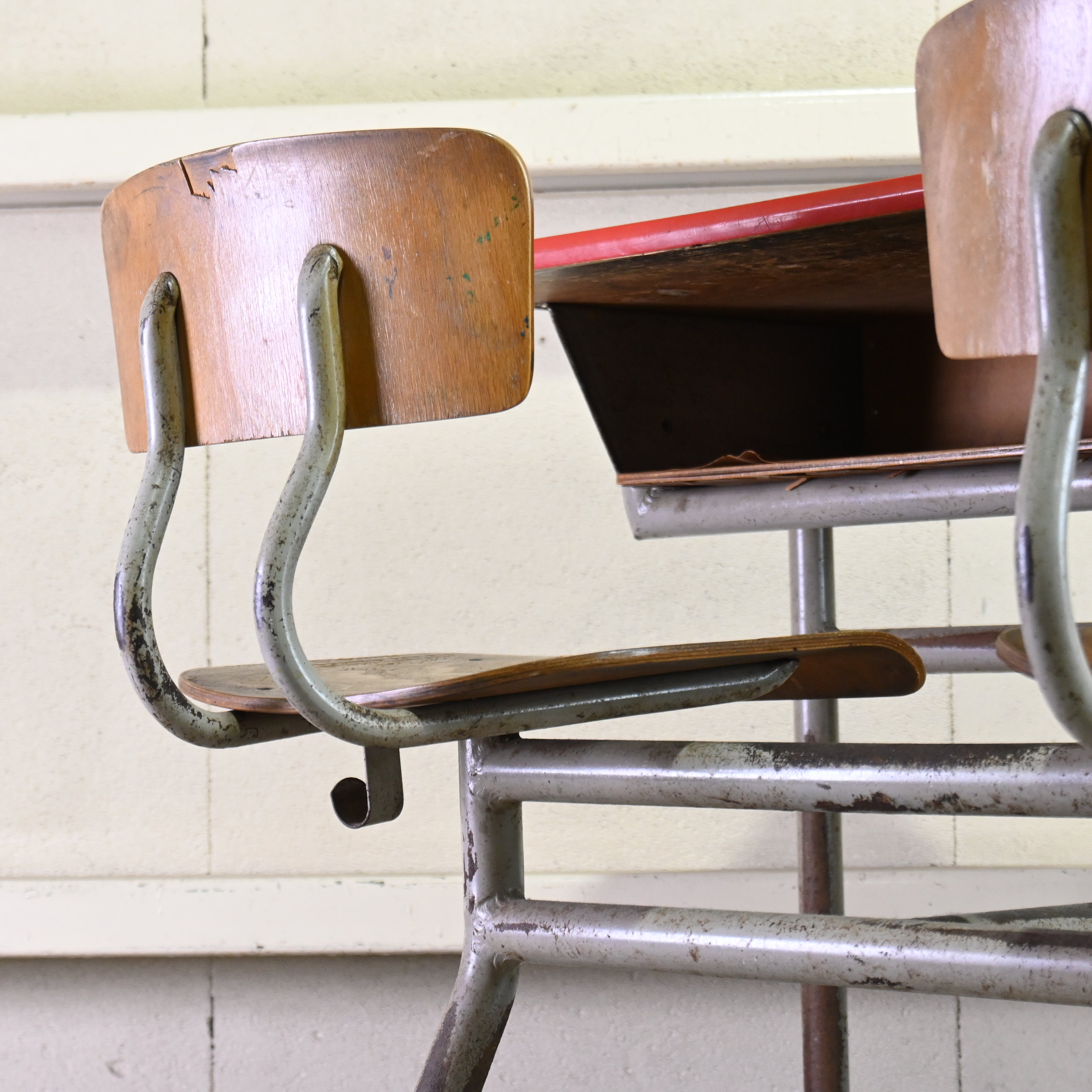 Dutch vintage Luctor N.V. Baarn School desk and chairs 2 seater / オランダ ヴィンテージ スクールデスク チェア一体型 2シーター