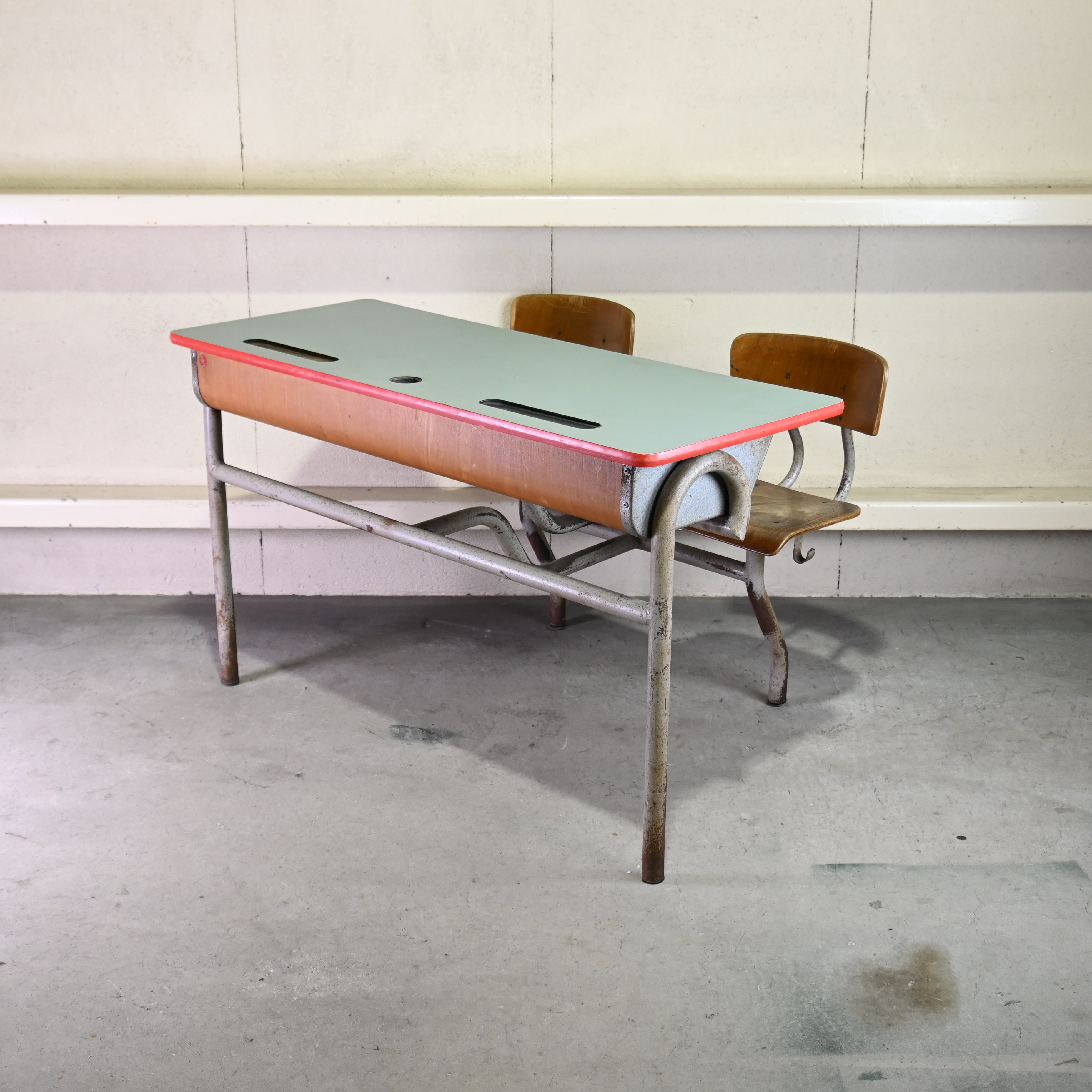 Dutch vintage Luctor N.V. Baarn School desk and chairs 2 seater / オランダ ヴィンテージ スクールデスク チェア一体型 2シーター