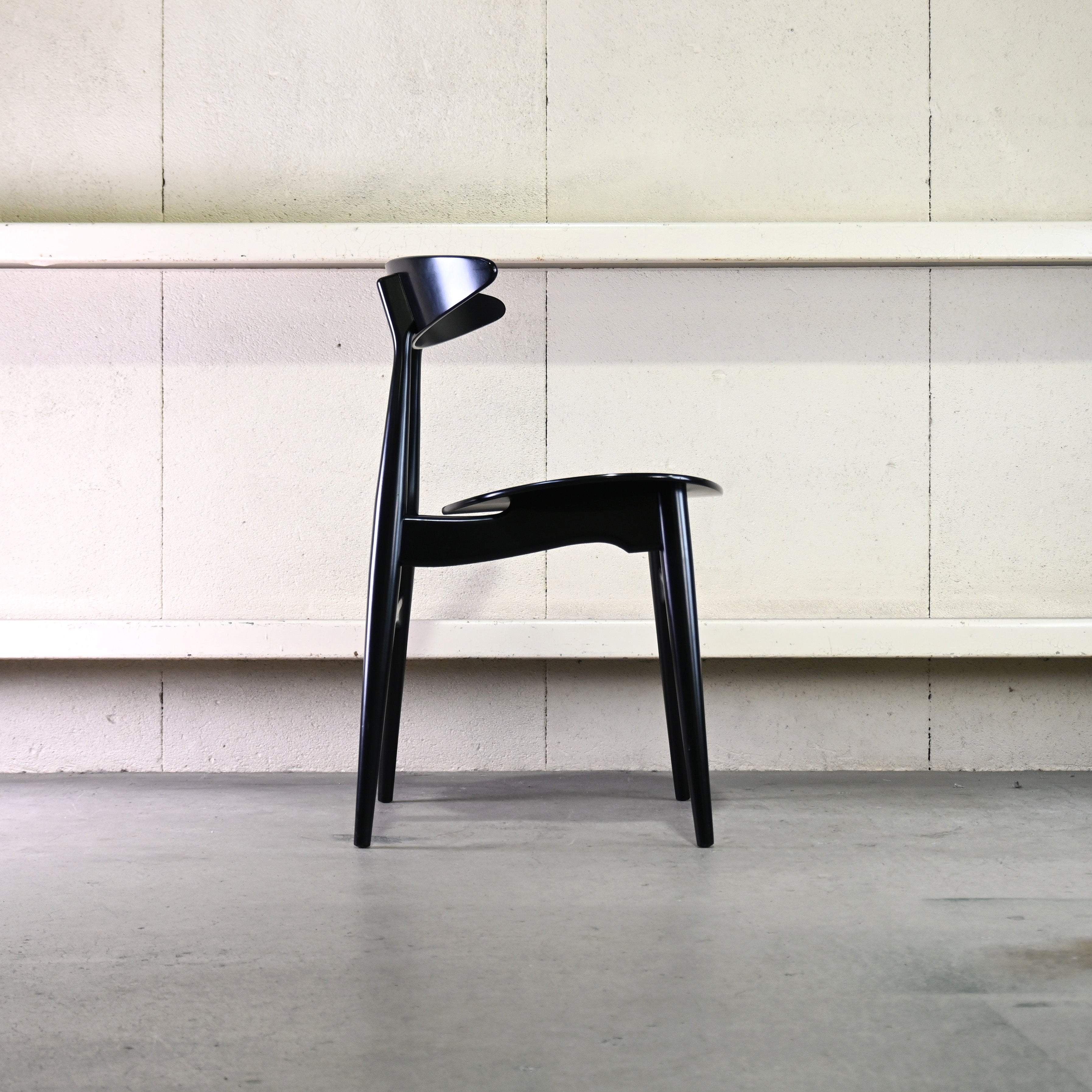 Carl Hansen & Søn Hans J. Wegner CH33T Dining chair Beechwood Black painted Danish furniture Scandinavian design / カール・ハンセン＆サン ハンス J. ウェグナー CH33T ダイニングチェア ビーチ材 ブラック塗装 デンマーク家具 北欧デザイン