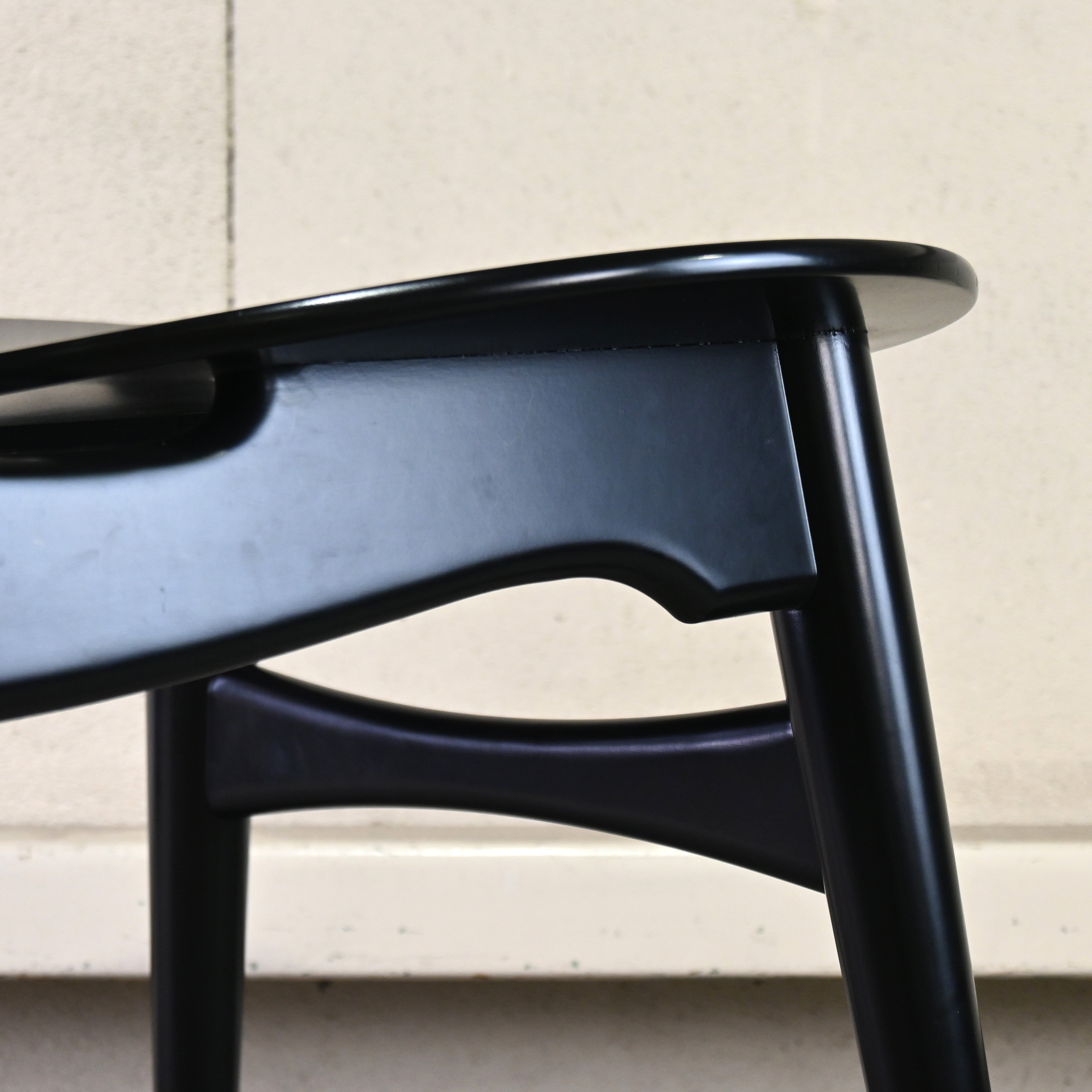 Carl Hansen & Søn Hans J. Wegner CH33T Dining chair Beechwood Black painted Danish furniture Scandinavian design / カール・ハンセン＆サン ハンス J. ウェグナー CH33T ダイニングチェア ビーチ材 ブラック塗装 デンマーク家具 北欧デザイン