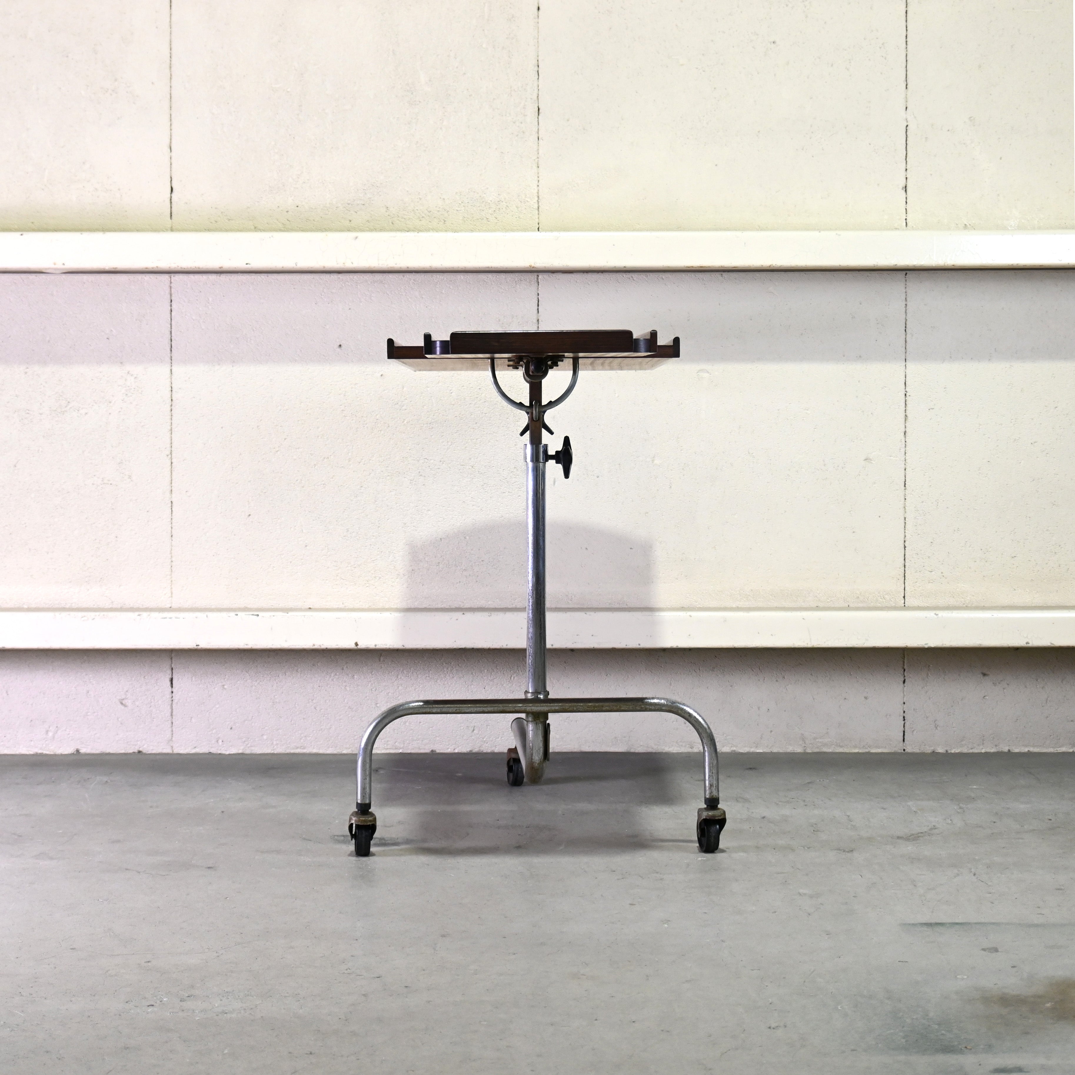 H.M.N Rosewood × Steel Adjustable reading table Danish vintage Scandinavian design / エイチエムエヌ ローズウッド × スチール アジャスタブル リーディングテーブル デンマークヴィンテージ 北欧デザイン