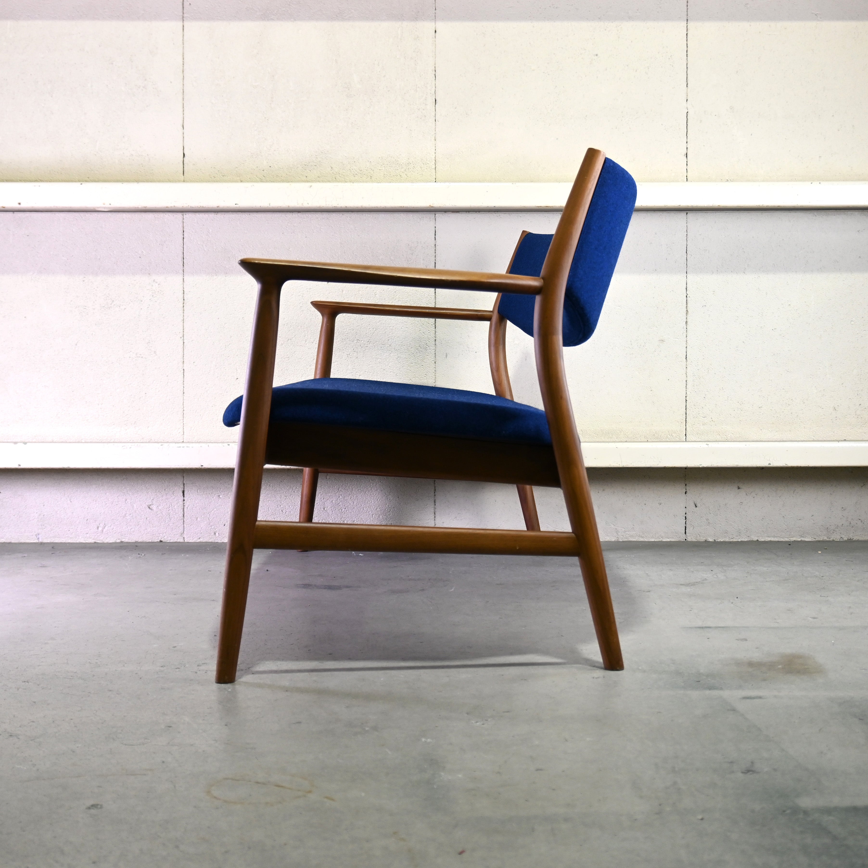 CONDE HOUSE Naoto Fukasawa KAMUY LUX Living 2seater Walnut kvadrat wool Japanese modern design / カンディハウス 深澤直人 カムイ リビングチェア 2シーター ウォールナット クヴァドラウール ジャパニーズモダンデザイン