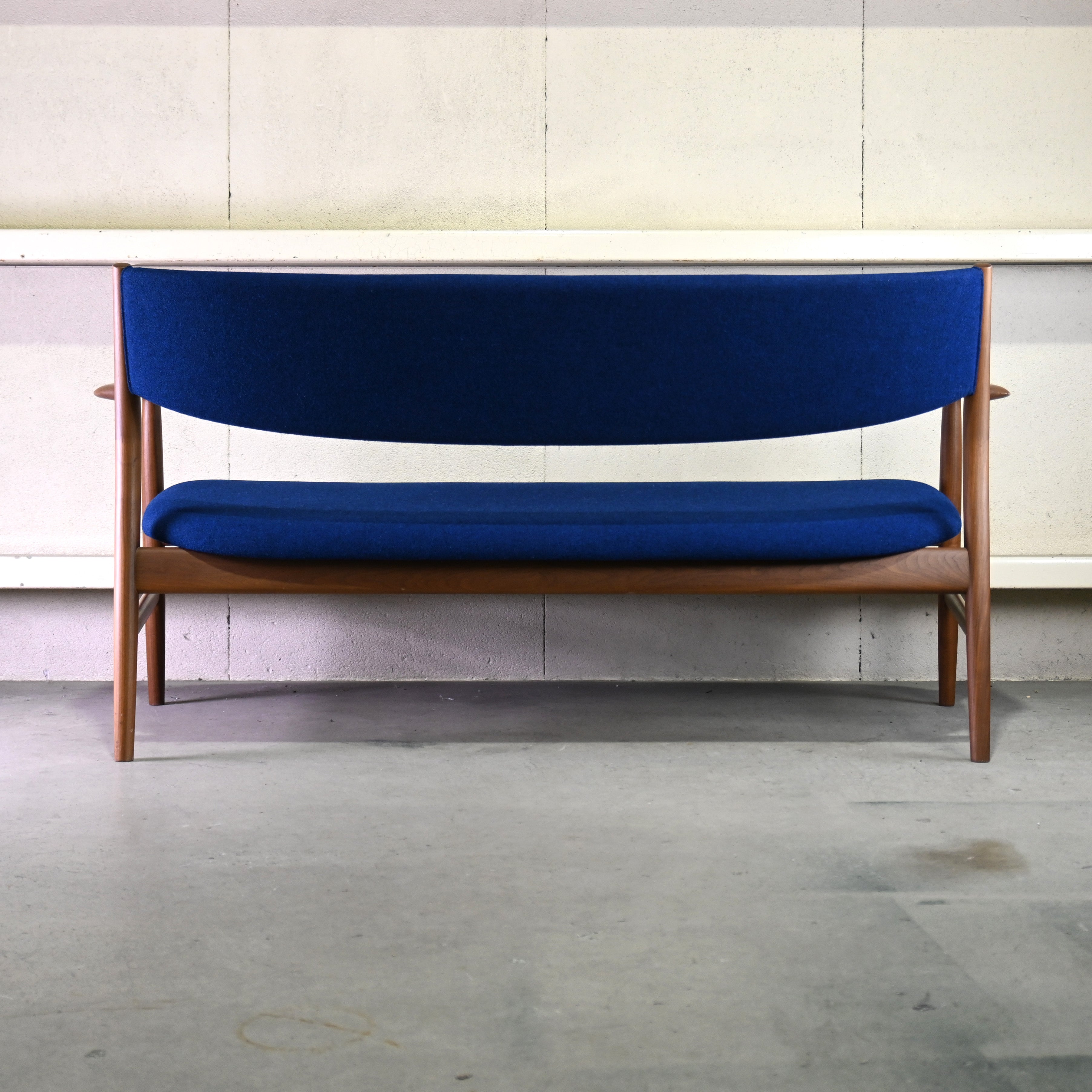 CONDE HOUSE Naoto Fukasawa KAMUY LUX Living 2seater Walnut kvadrat wool Japanese modern design / カンディハウス 深澤直人 カムイ リビングチェア 2シーター ウォールナット クヴァドラウール ジャパニーズモダンデザイン