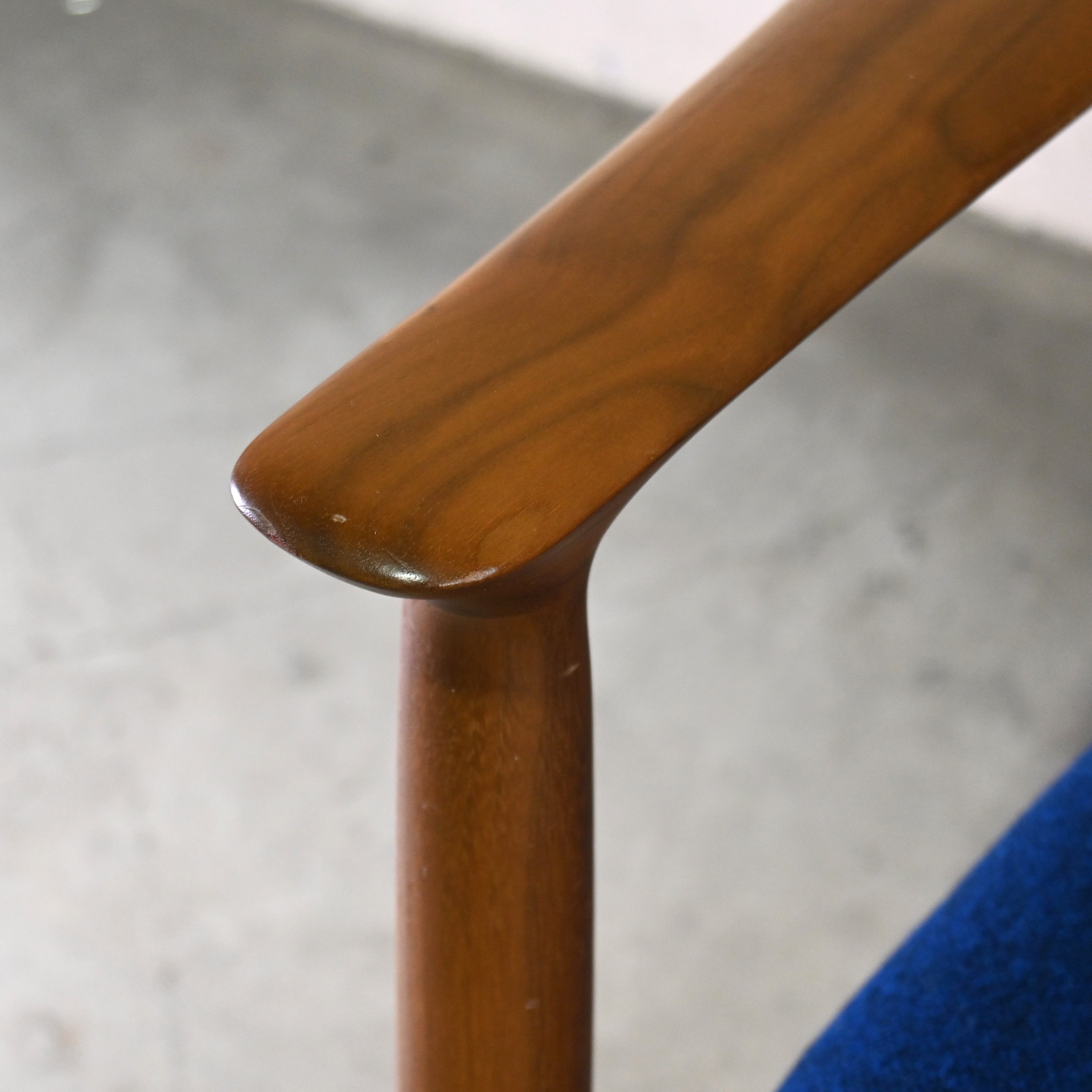 CONDE HOUSE Naoto Fukasawa KAMUY LUX Living 2seater Walnut kvadrat wool Japanese modern design / カンディハウス 深澤直人 カムイ リビングチェア 2シーター ウォールナット クヴァドラウール ジャパニーズモダンデザイン