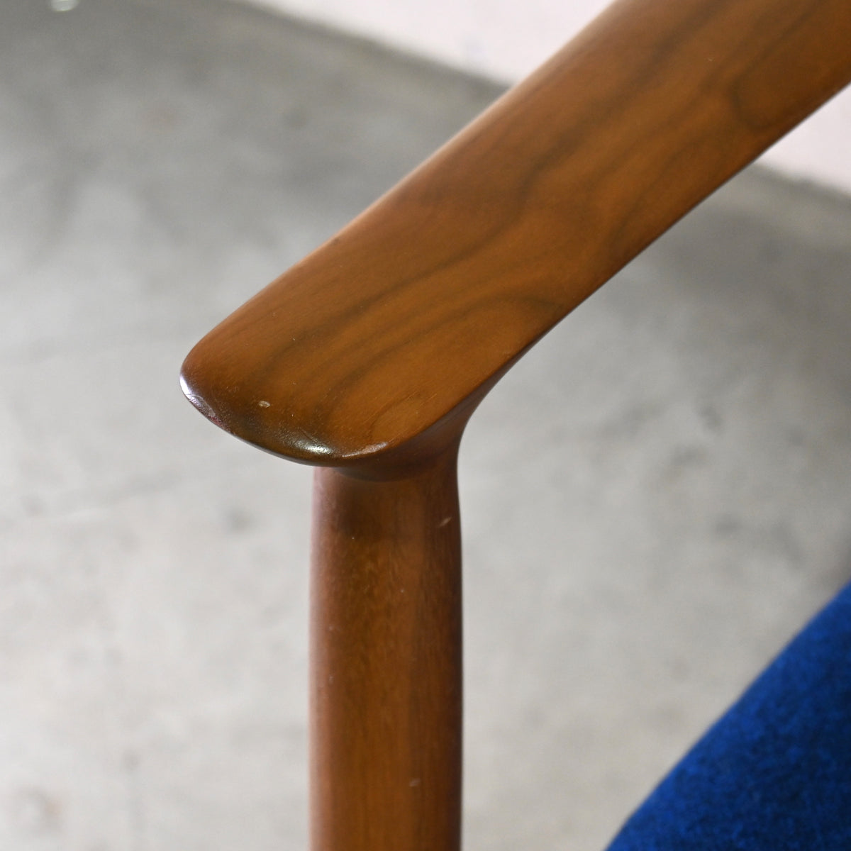 CONDE HOUSE Naoto Fukasawa KAMUY LUX Living 2seater Walnut kvadrat 