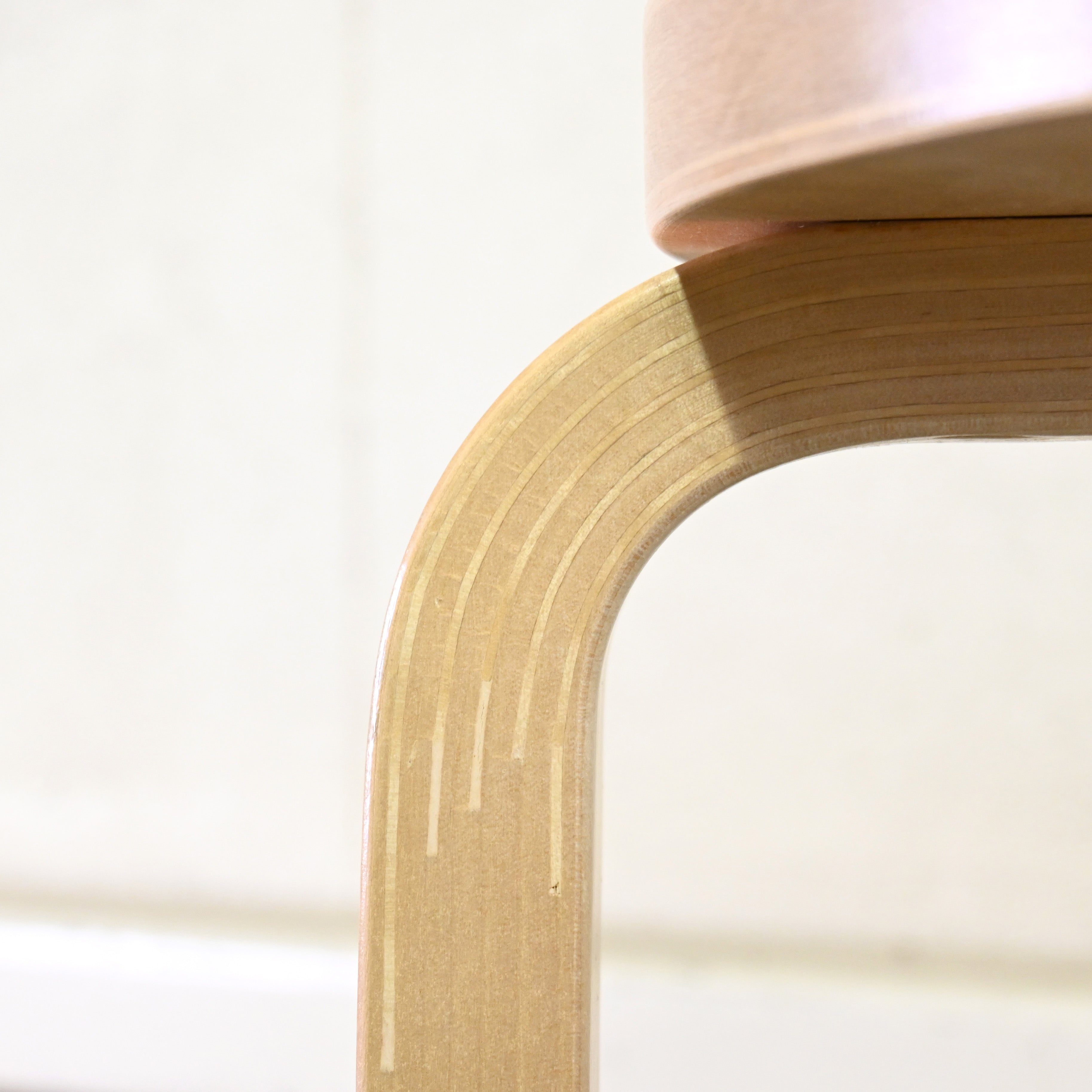 Artek Alvar Aalto STOOL60 Birch wood Natural lacquer 2011's Scandinavian design / アルテック アルヴァ・アアルト スツール60 バーチ材 ナチュラルラッカー 2011年 北欧デザイン