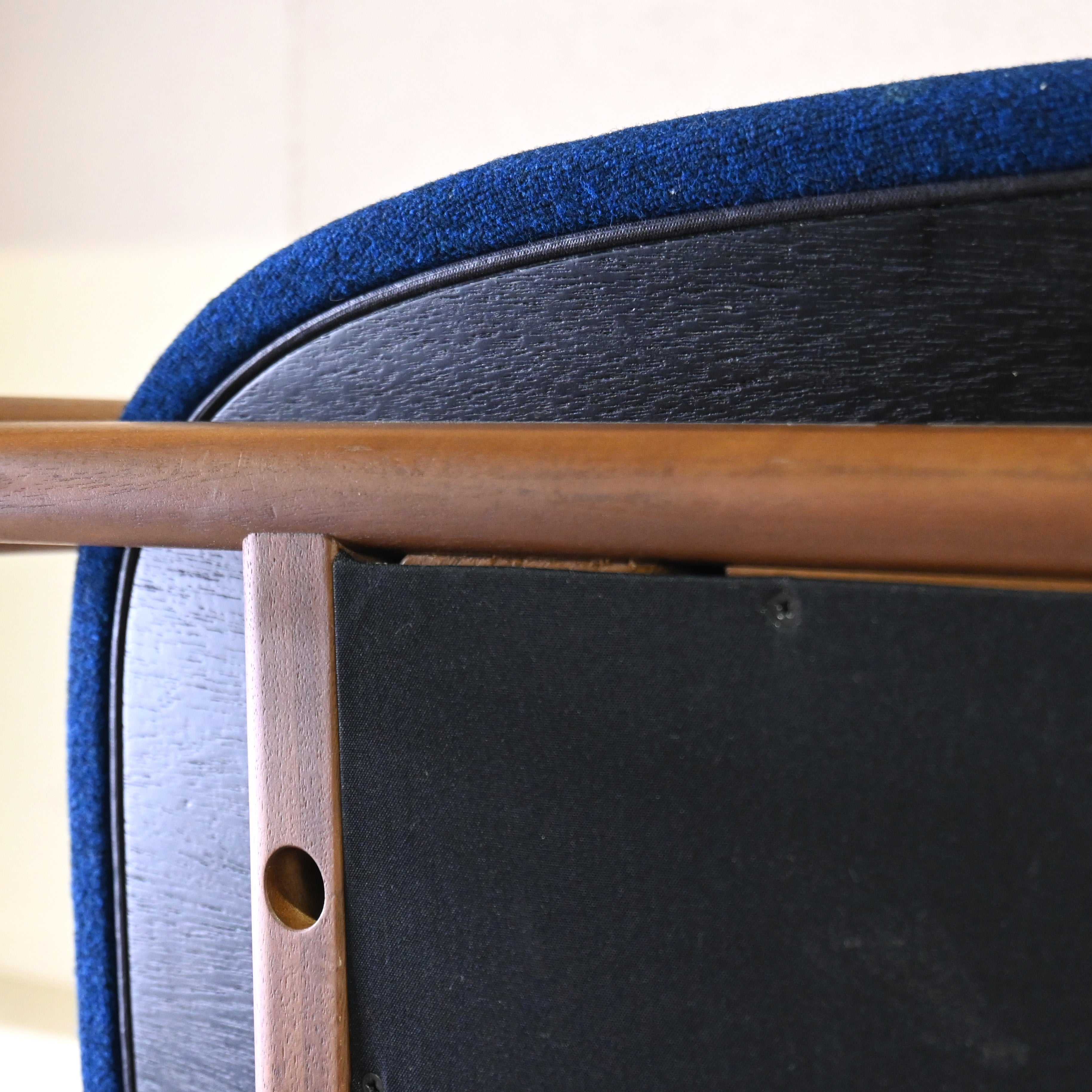 CONDE HOUSE Naoto Fukasawa KAMUY LUX Living 2seater Walnut kvadrat wool Japanese modern design / カンディハウス 深澤直人 カムイ リビングチェア 2シーター ウォールナット クヴァドラウール ジャパニーズモダンデザイン