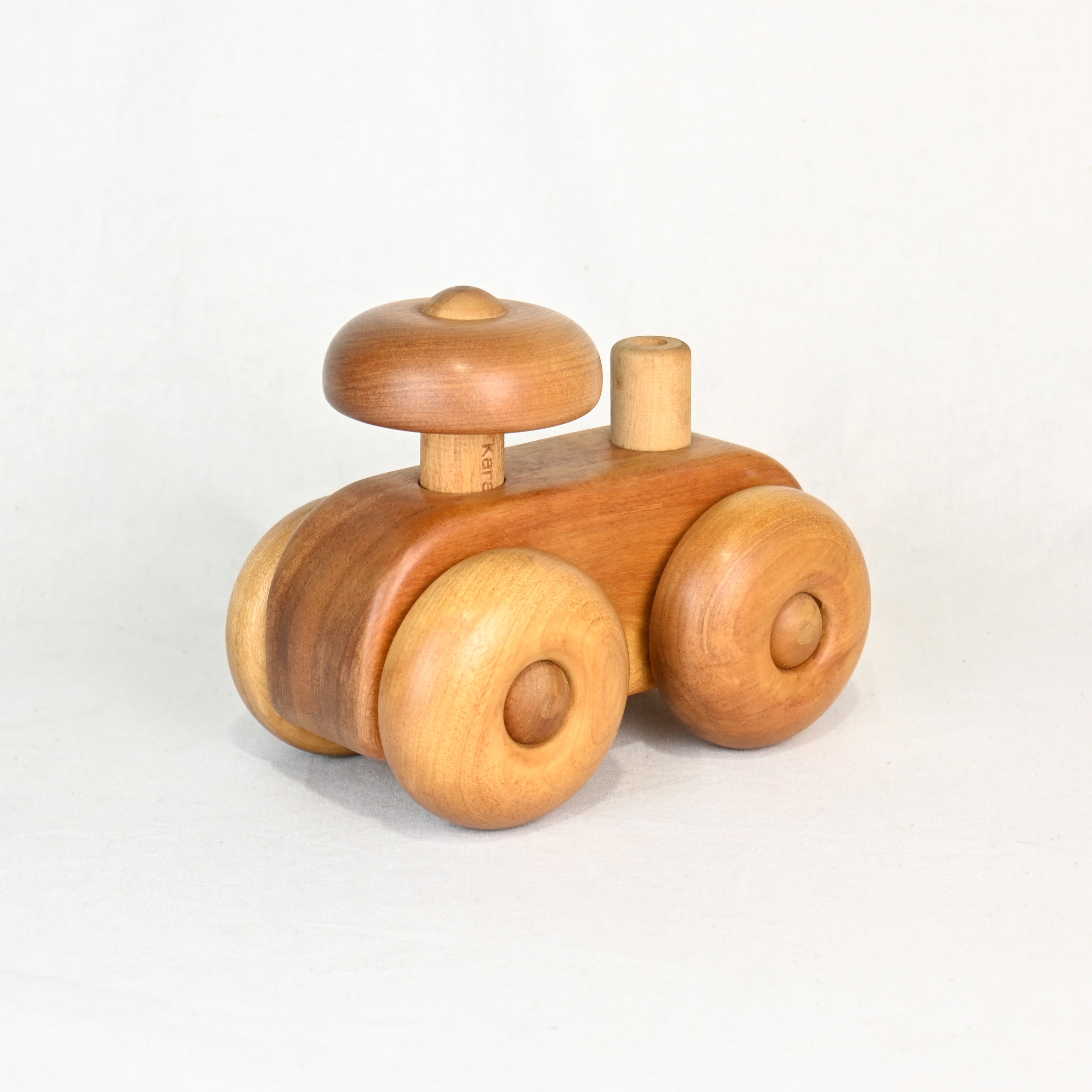 Hand crafted Wooden toy "kara coro" Hokkaido birch wood Japanese craft / ハンドメイド 木製玩具 汽車 "カラコロ" 北海道 樺材 ジャパニーズクラフト
