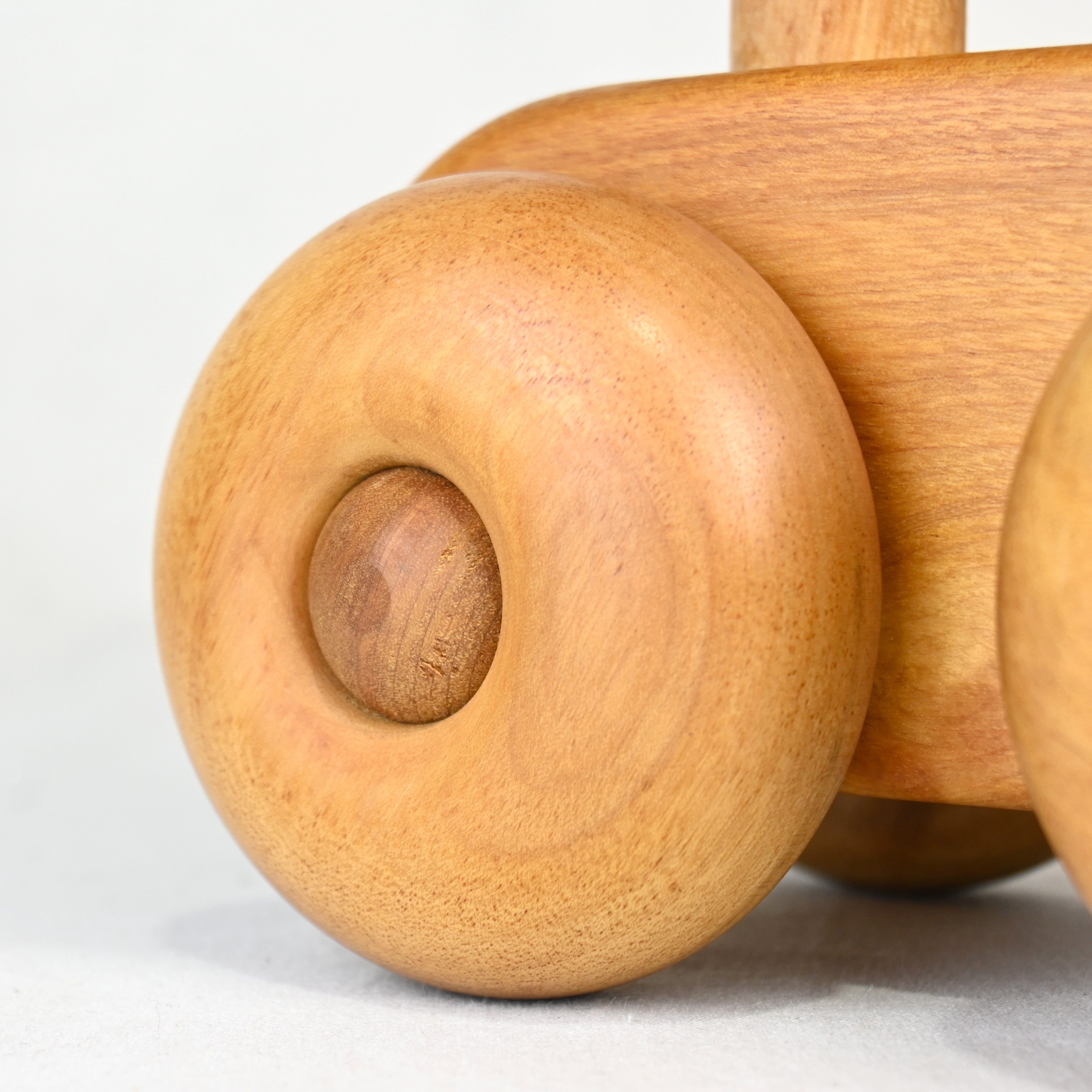 Hand crafted Wooden toy "kara coro" Hokkaido birch wood Japanese craft / ハンドメイド 木製玩具 汽車 "カラコロ" 北海道 樺材 ジャパニーズクラフト