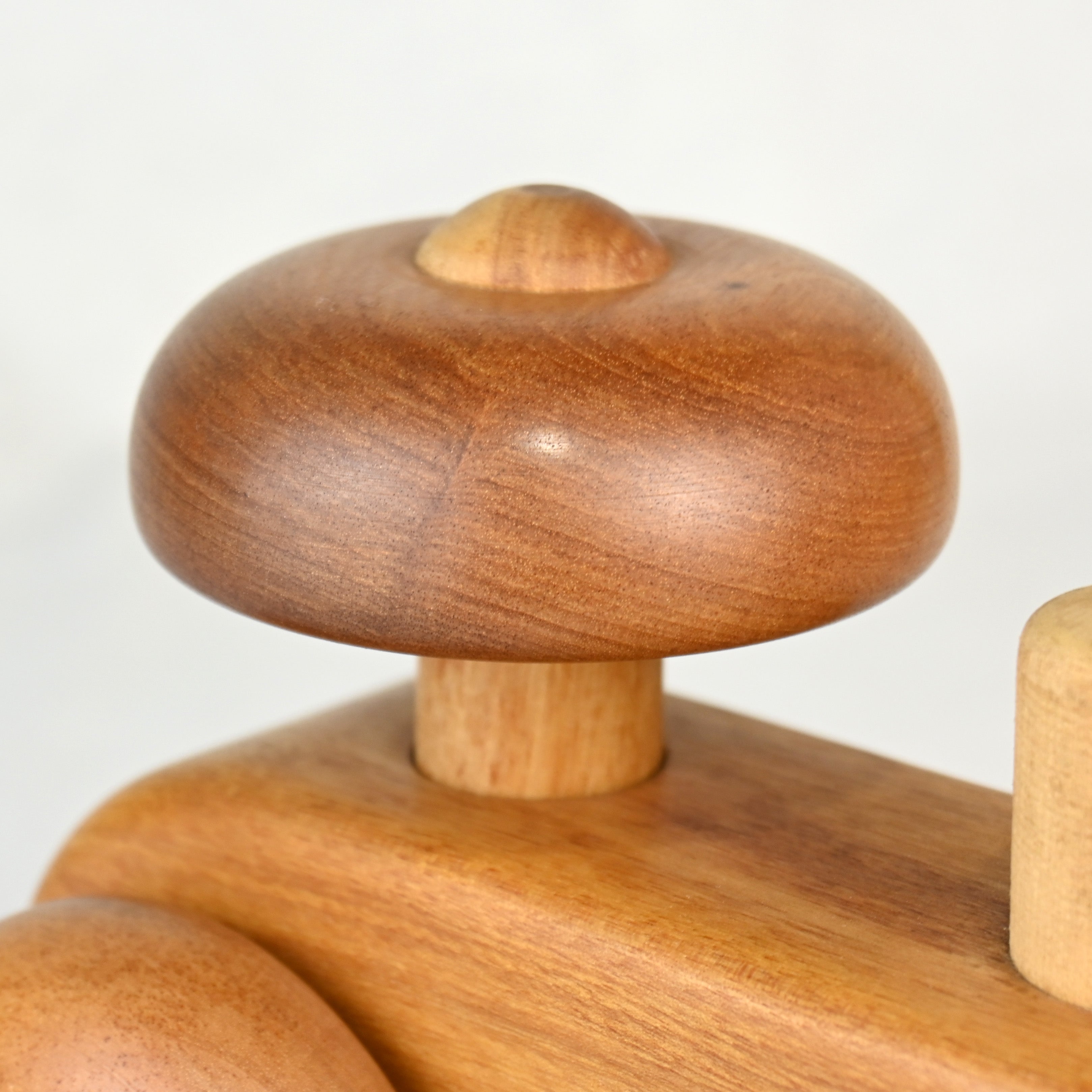 Hand crafted Wooden toy "kara coro" Hokkaido birch wood Japanese craft / ハンドメイド 木製玩具 汽車 "カラコロ" 北海道 樺材 ジャパニーズクラフト