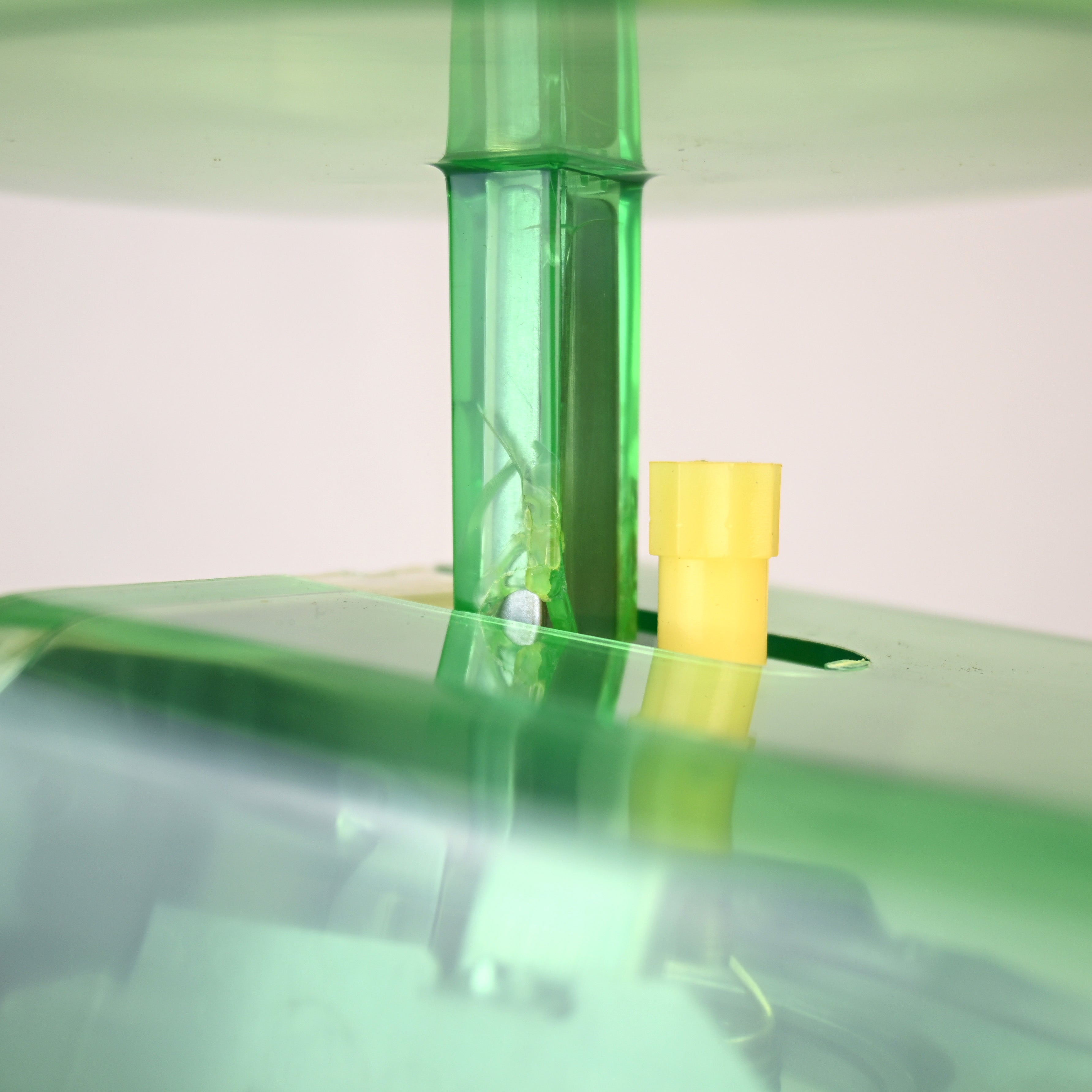 Skeleton green Kitchen scale MISAKI Japan vintage Retropop / スケルトン グリーン キッチンスケール 上皿計り ミサキ ジャパンヴィンテージ レトロポップ