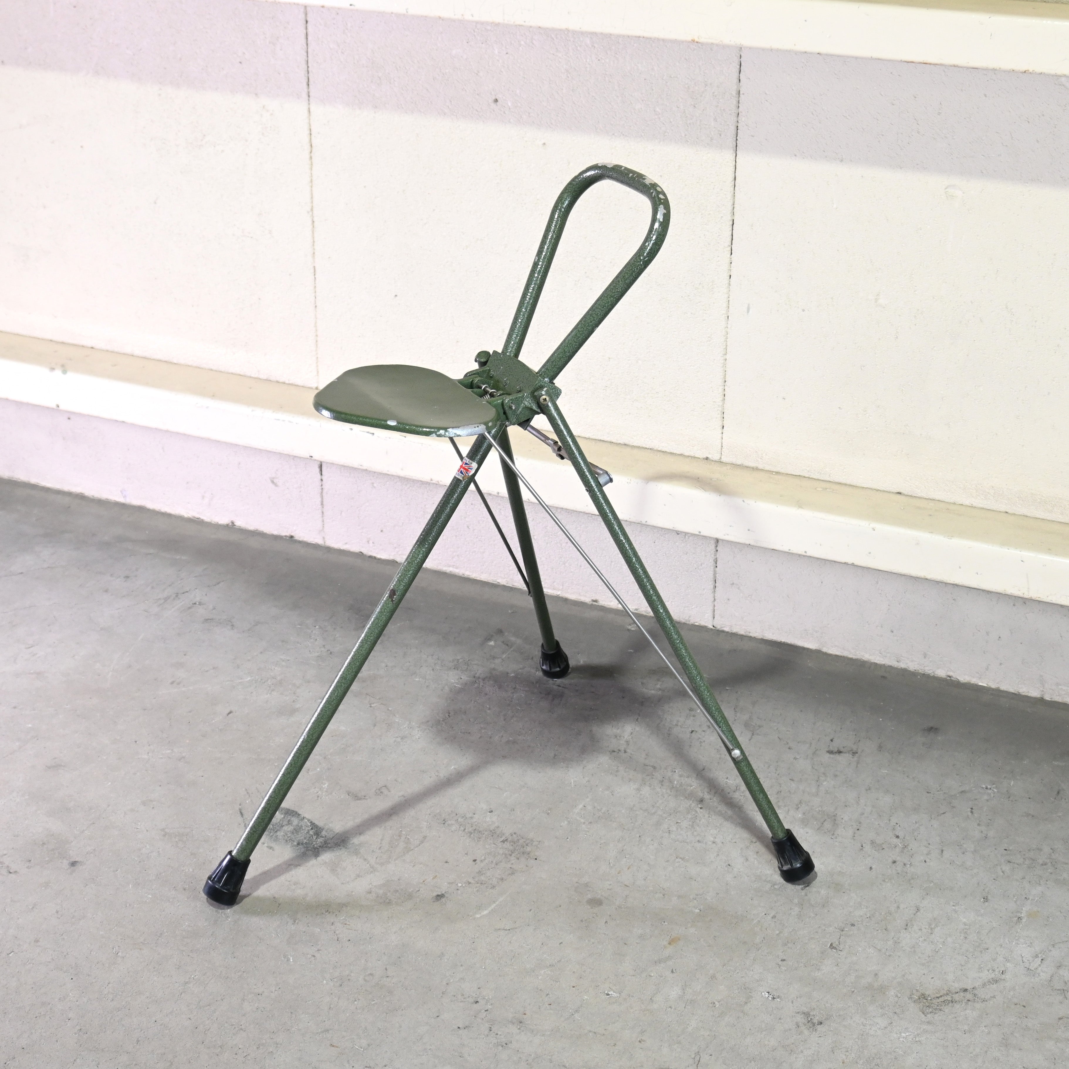 England vintage Gamebird shooting chair HILL-REST-SEAT 3 legs Outdoor tool / イギリスヴィンテージ ゲームバード社 シューティングチェア ヒルレストチェア 3本脚 アウトドアツール