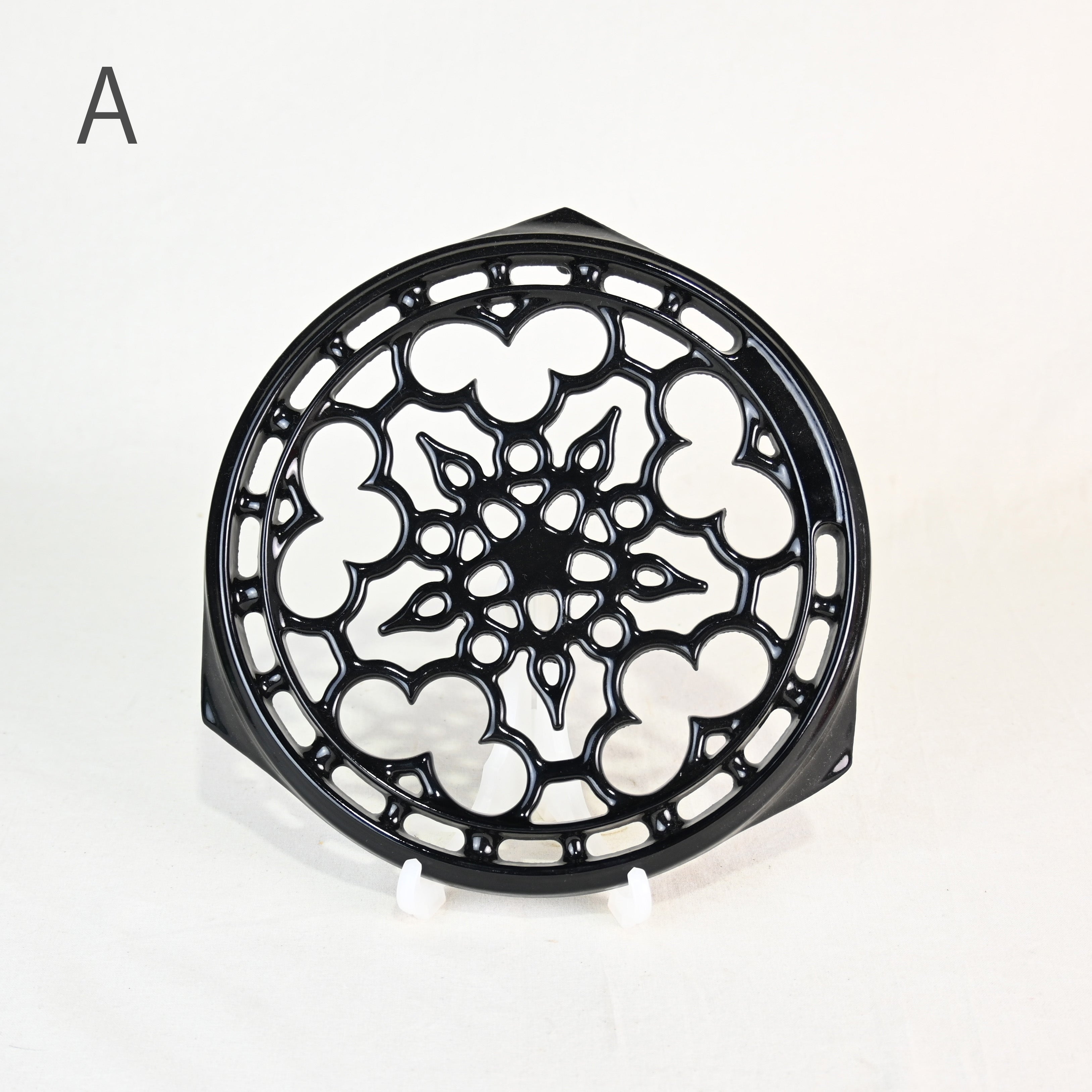 Le Creuset Trivet 2-size Cast iron France / ル・クルーゼ トリベット 鍋敷 鋳鉄 フランス