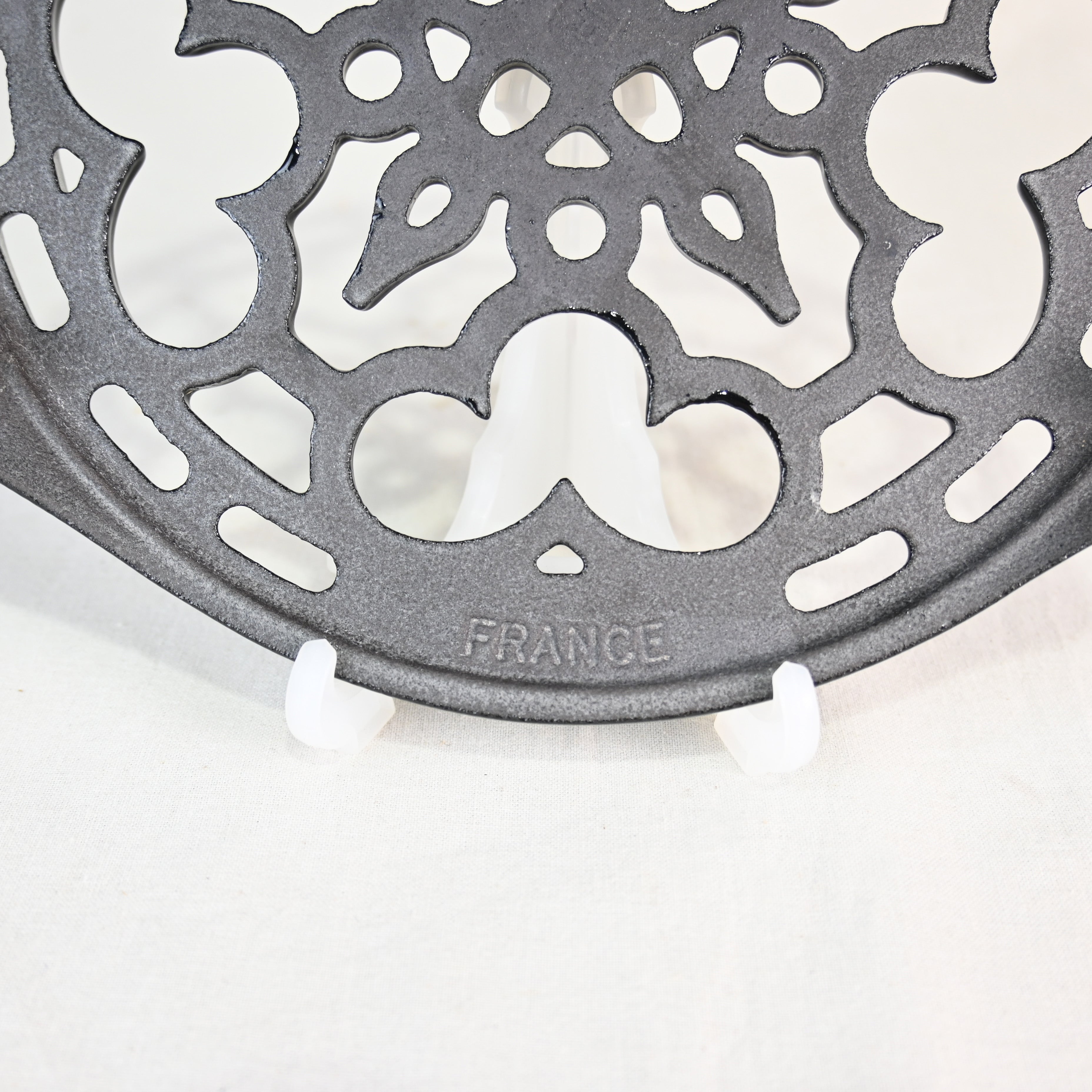 Le Creuset Trivet 2-size Cast iron France / ル・クルーゼ トリベット 鍋敷 鋳鉄 フランス