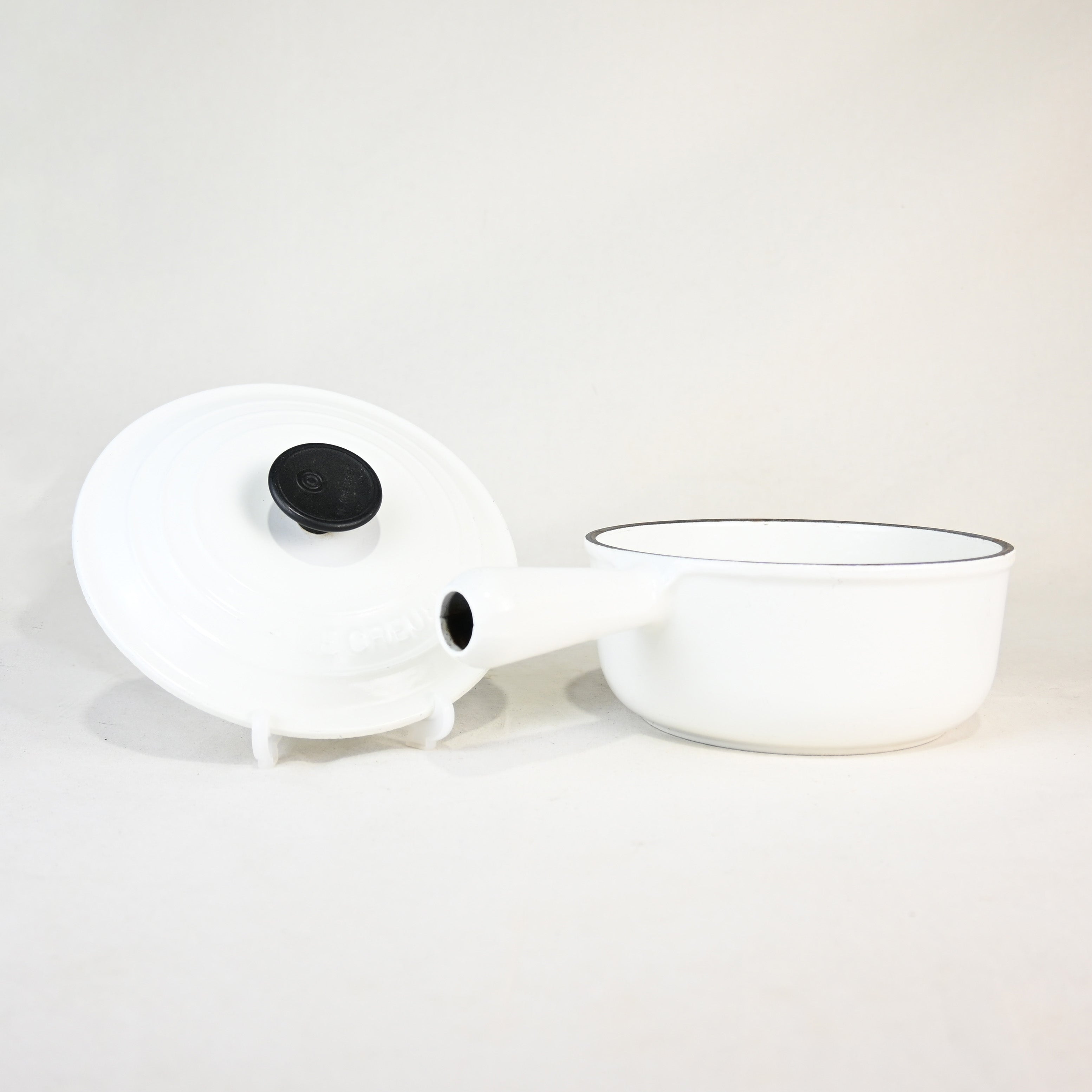 Le Creuset saucepan White / ル・クルーゼ 片手鍋 ソースパン 18cm ホワイト