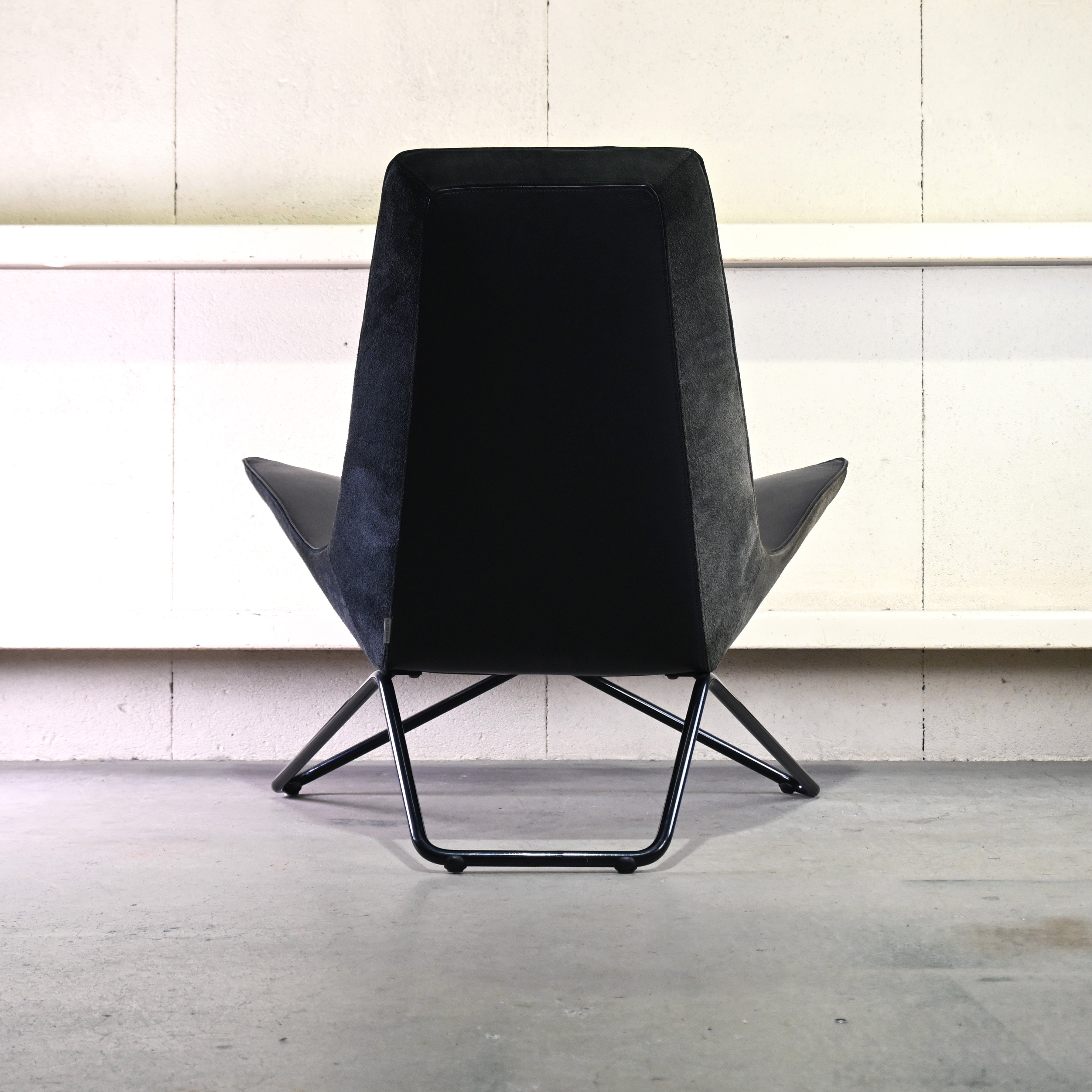 Walter Knoll UNStudio Ben van Berkel MYchair Leather Armchair Black German furniture Western design / ウォルター・ノル UNスタジオ ベン・ファン・ベルケル マイチェア レザーアームチェア ブラック ドイツ家具 西欧デザイン