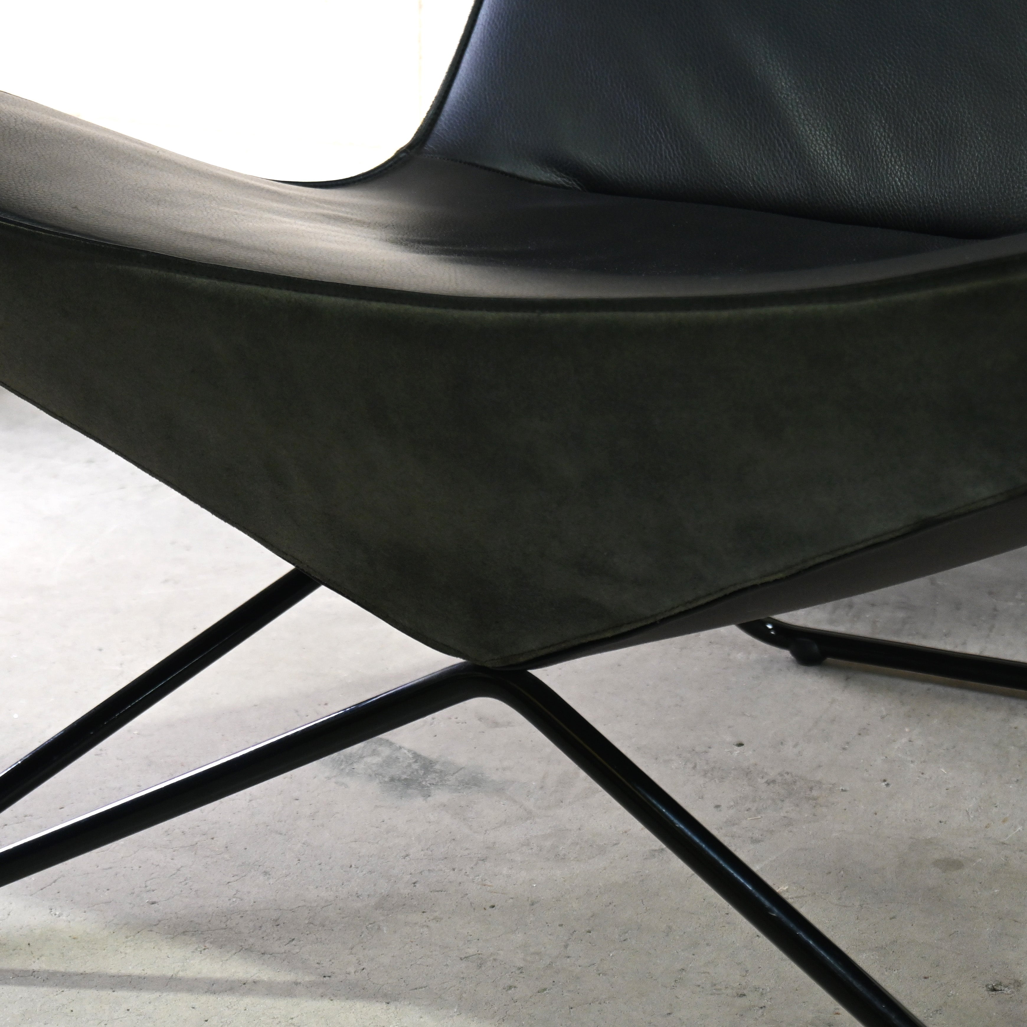 Walter Knoll UNStudio Ben van Berkel MYchair Leather Armchair Black German furniture Western design / ウォルター・ノル UNスタジオ ベン・ファン・ベルケル マイチェア レザーアームチェア ブラック ドイツ家具 西欧デザイン