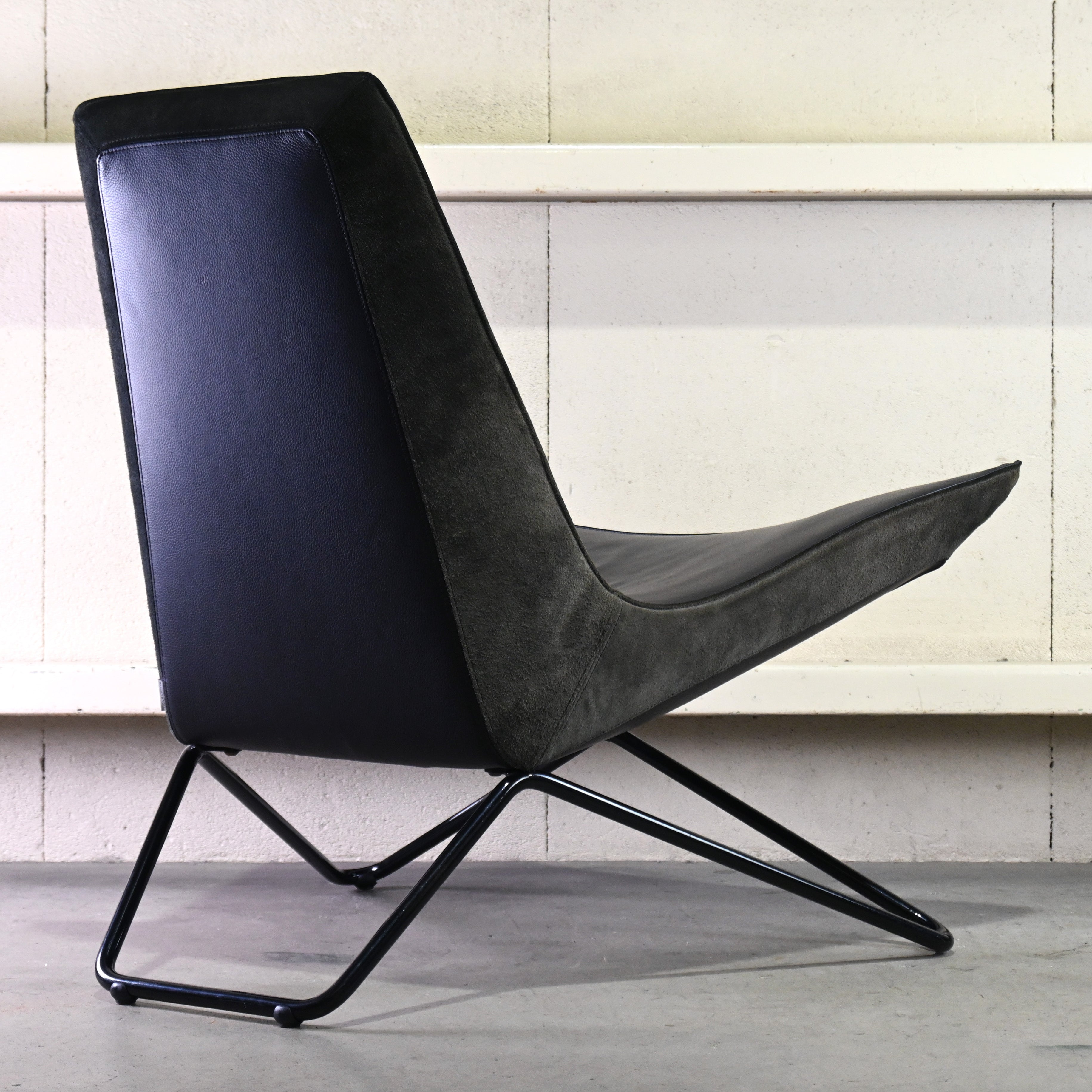 Walter Knoll UNStudio Ben van Berkel MYchair Leather Armchair Black German furniture Western design / ウォルター・ノル UNスタジオ ベン・ファン・ベルケル マイチェア レザーアームチェア ブラック ドイツ家具 西欧デザイン