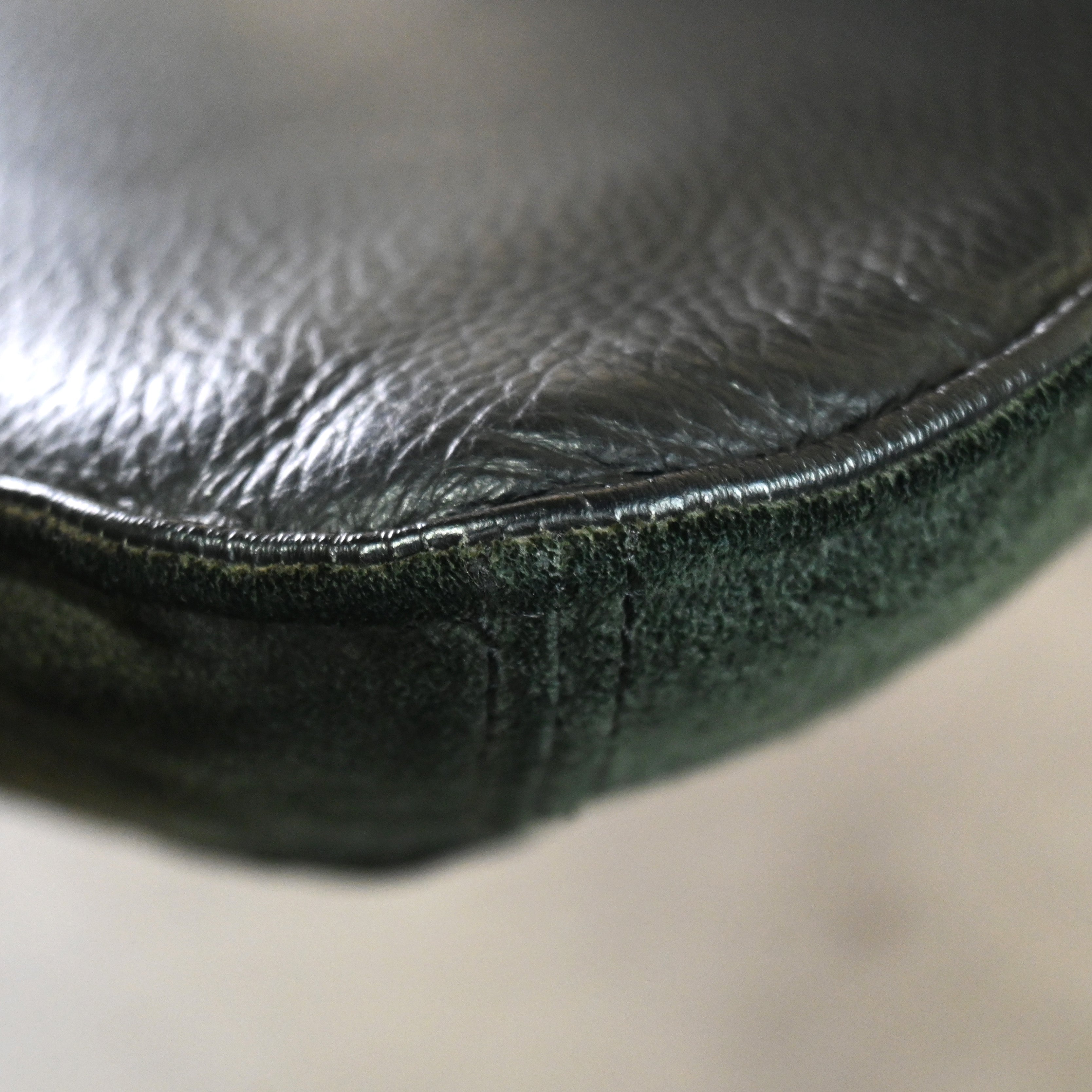 Walter Knoll UNStudio Ben van Berkel MYchair Leather Armchair Black German furniture Western design / ウォルター・ノル UNスタジオ ベン・ファン・ベルケル マイチェア レザーアームチェア ブラック ドイツ家具 西欧デザイン