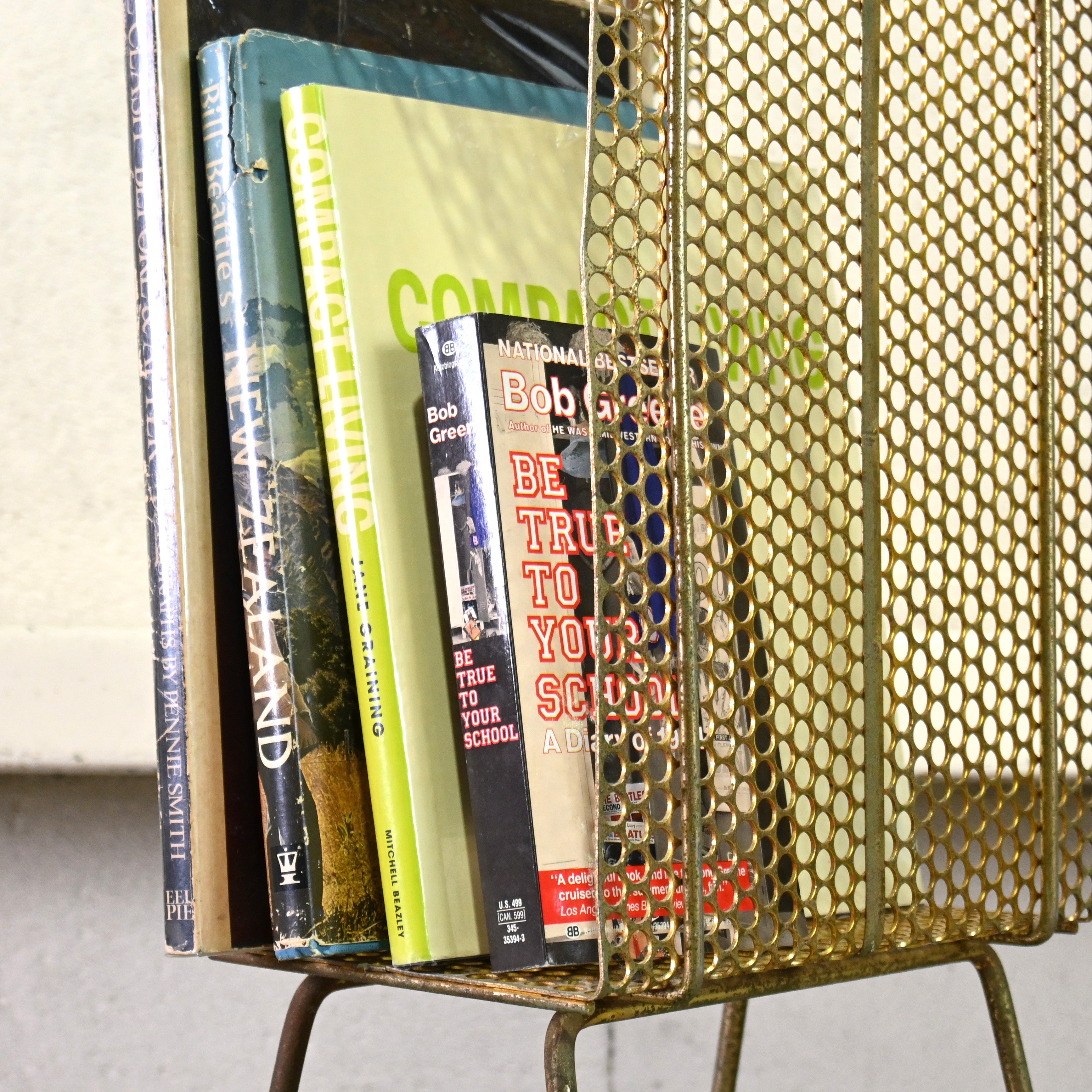 American vintage Punching metal Magazine rack Telephone stand Midcentury / アメリカンヴィンテージ パンチングメタル マガジンラック テレフォンスタンド ミッドセンチュリー