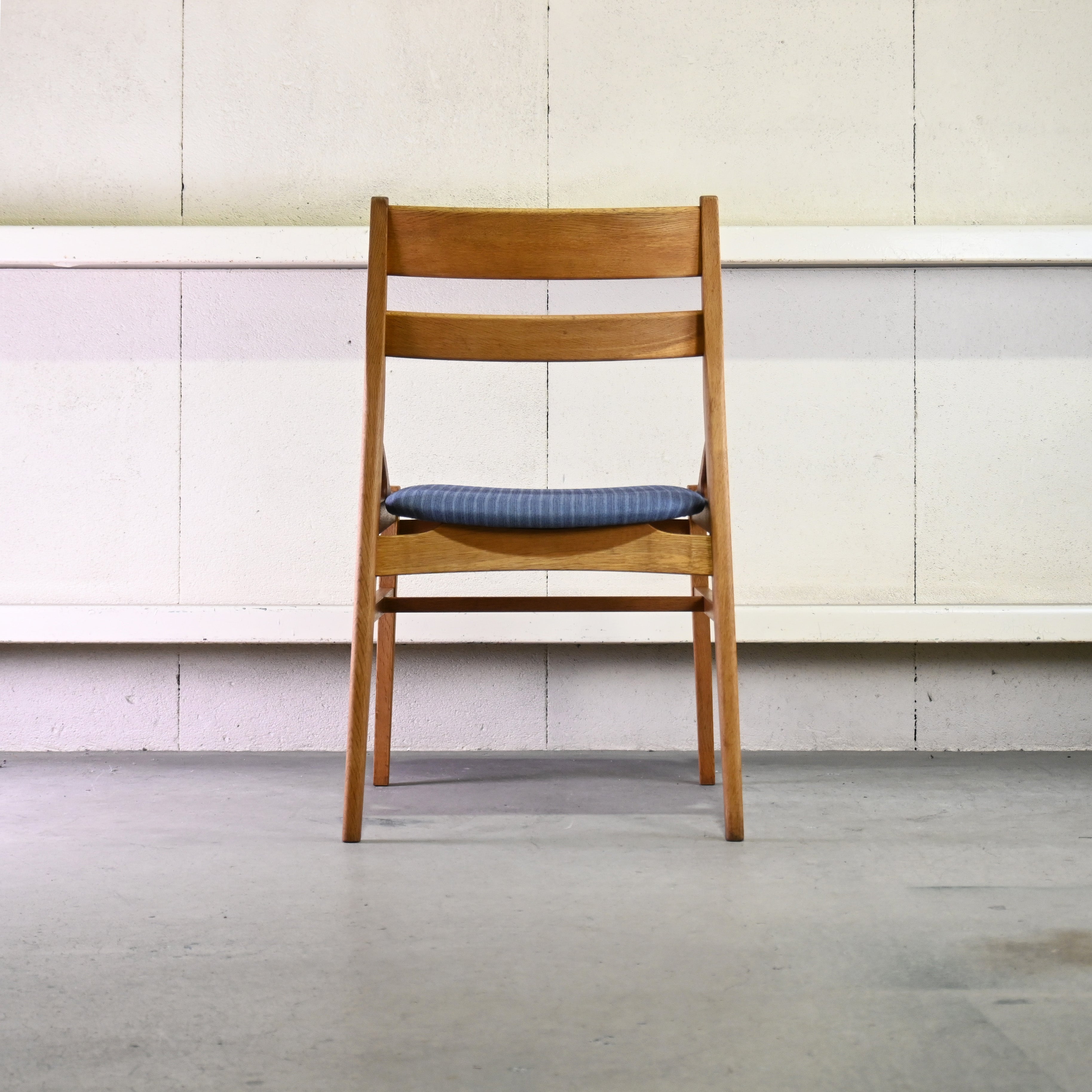 Oak Village Brunch chair Oakwood Inlay back UK fabric Remake Japanese modern design / オークヴィレッジ ブランチチェア オーク材 象嵌 英国生地 リメイク ジャパニーズモダンデザイン