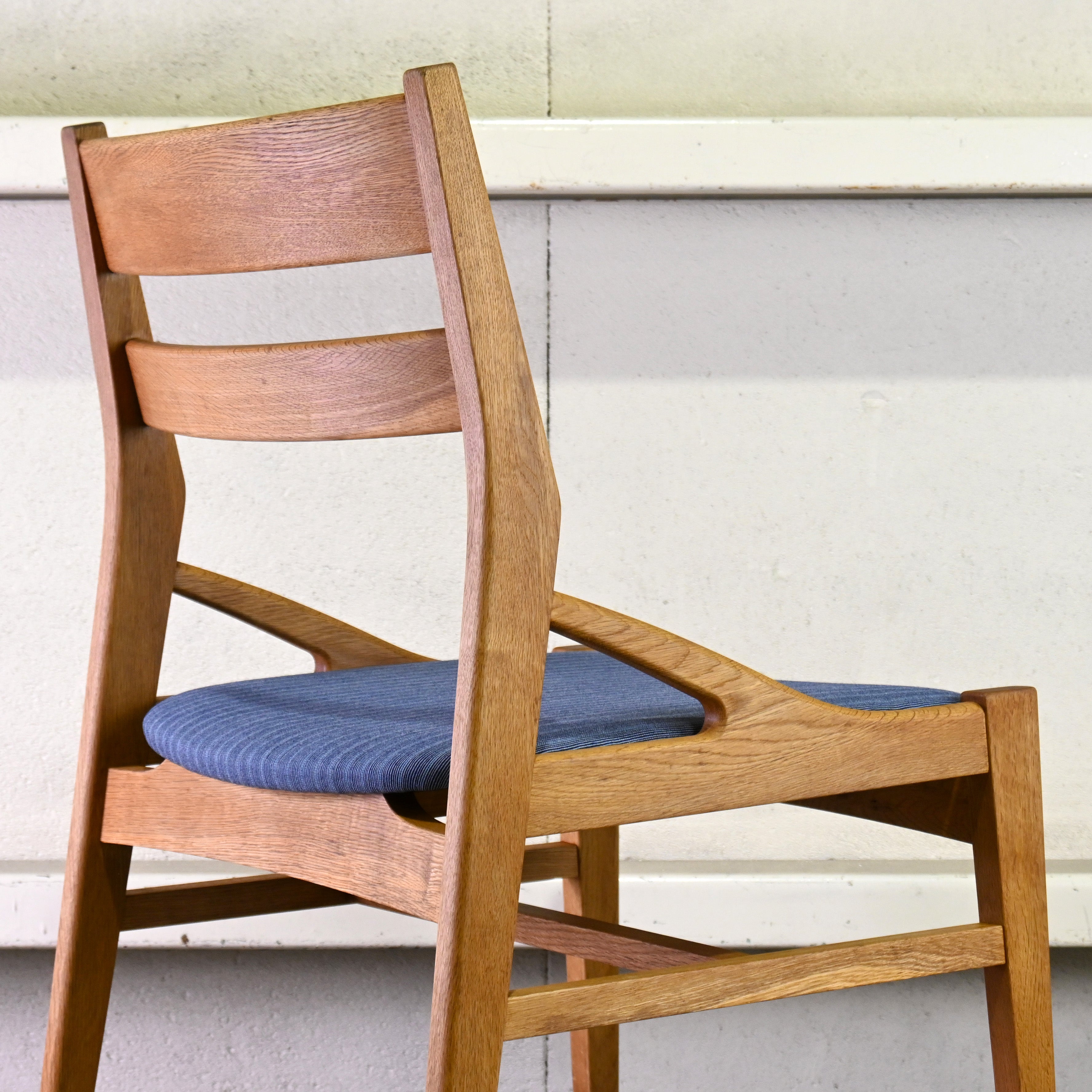 Oak Village Brunch chair Oakwood Inlay back UK fabric Remake Japanese modern design / オークヴィレッジ ブランチチェア オーク材 象嵌 英国生地 リメイク ジャパニーズモダンデザイン