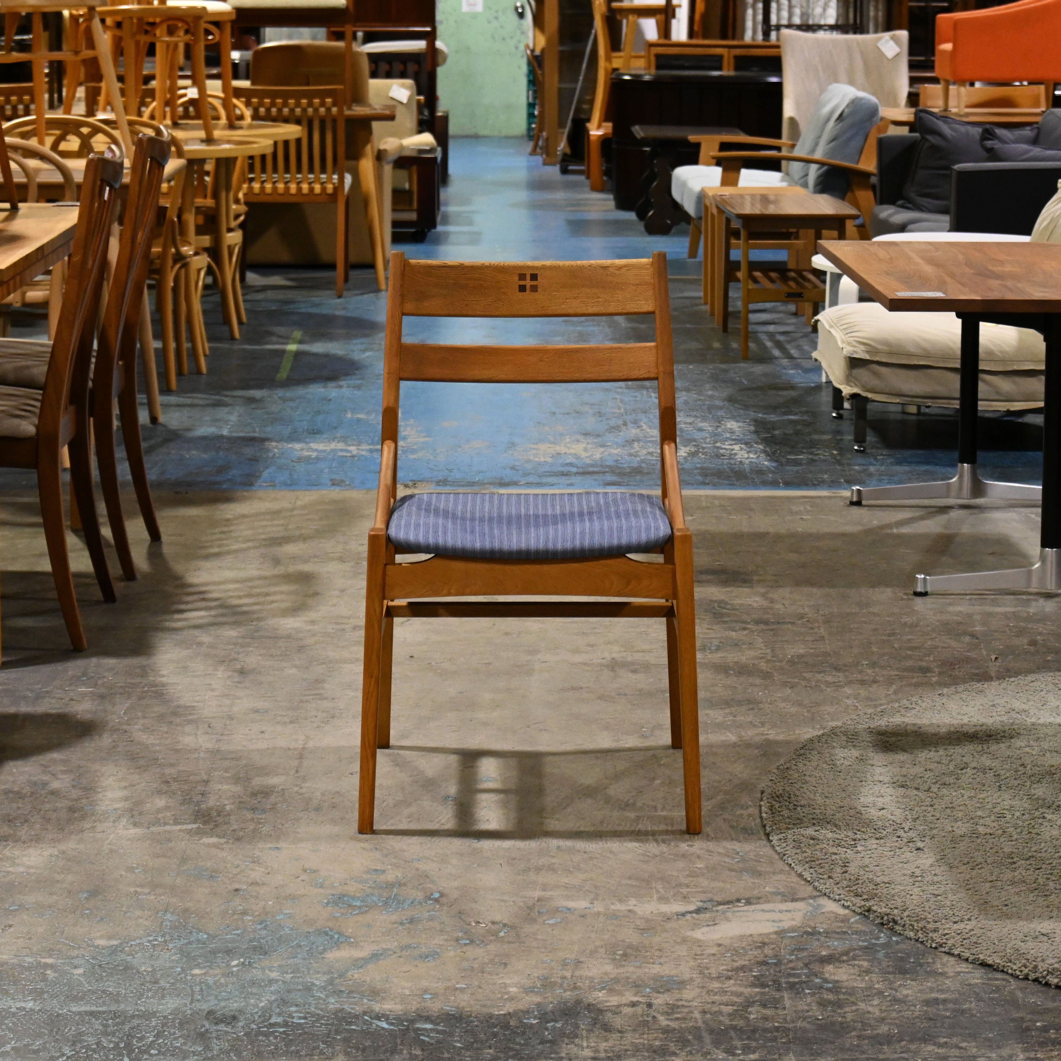 Oak Village Brunch chair Oakwood Inlay back UK fabric Remake Japanese modern design / オークヴィレッジ ブランチチェア オーク材 象嵌 英国生地 リメイク ジャパニーズモダンデザイン