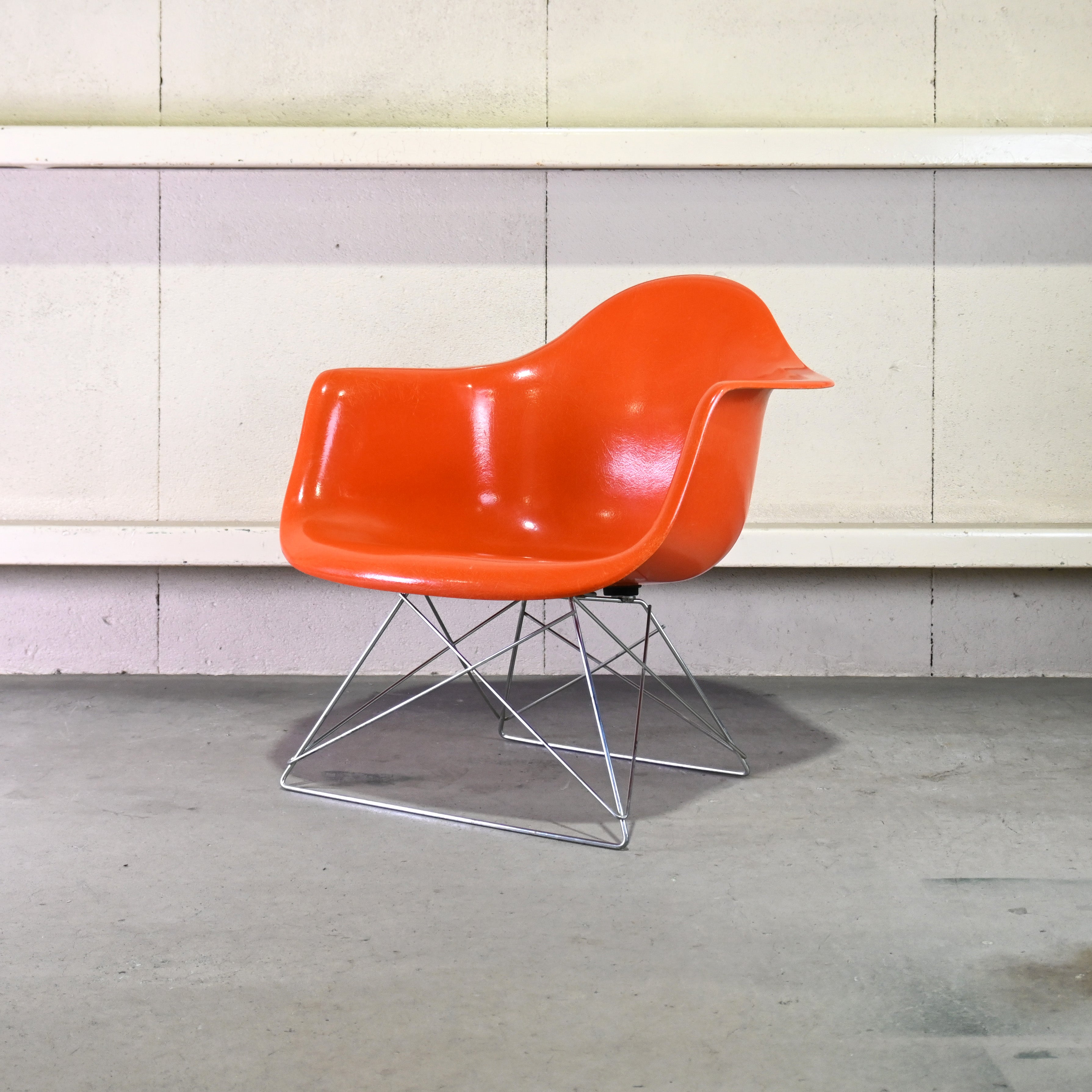 MODERNICA Arm shell chair Cats cradle base FRP Orange Midcentury style / モダニカ アームシェルチェア キャッツクレイドルベース グラスファイバー オレンジ ミッドセンチュリースタイル