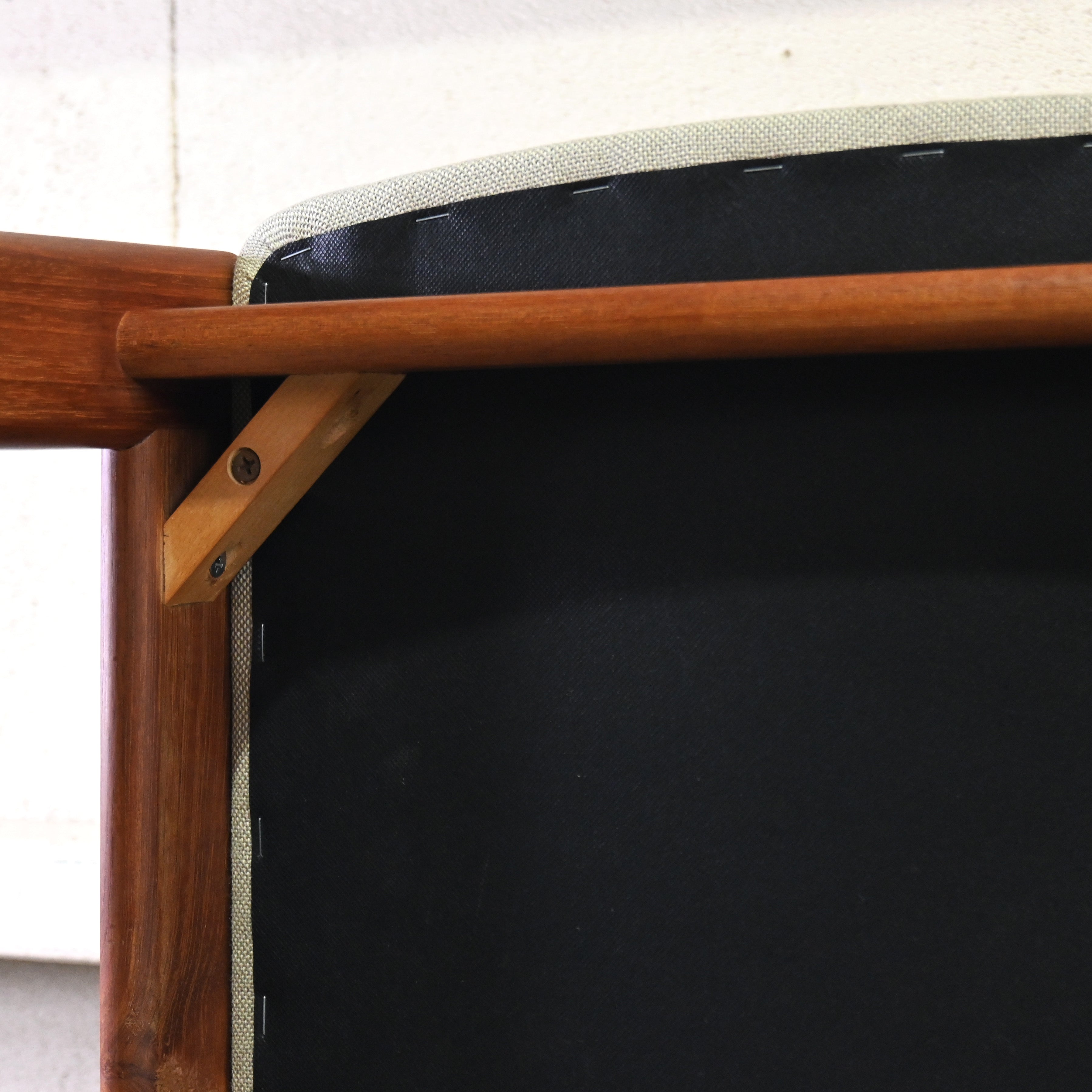 Tsuji mokko Armless wide chair Teakwood 1970's Japanese modern design / 辻木工 アームレス ワイドチェア チーク材 1970年代 ジャパニーズモダンデザイン